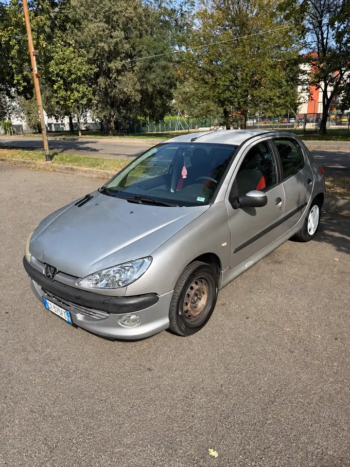 Peugeot 206 5p 1.1 XR, foto 8