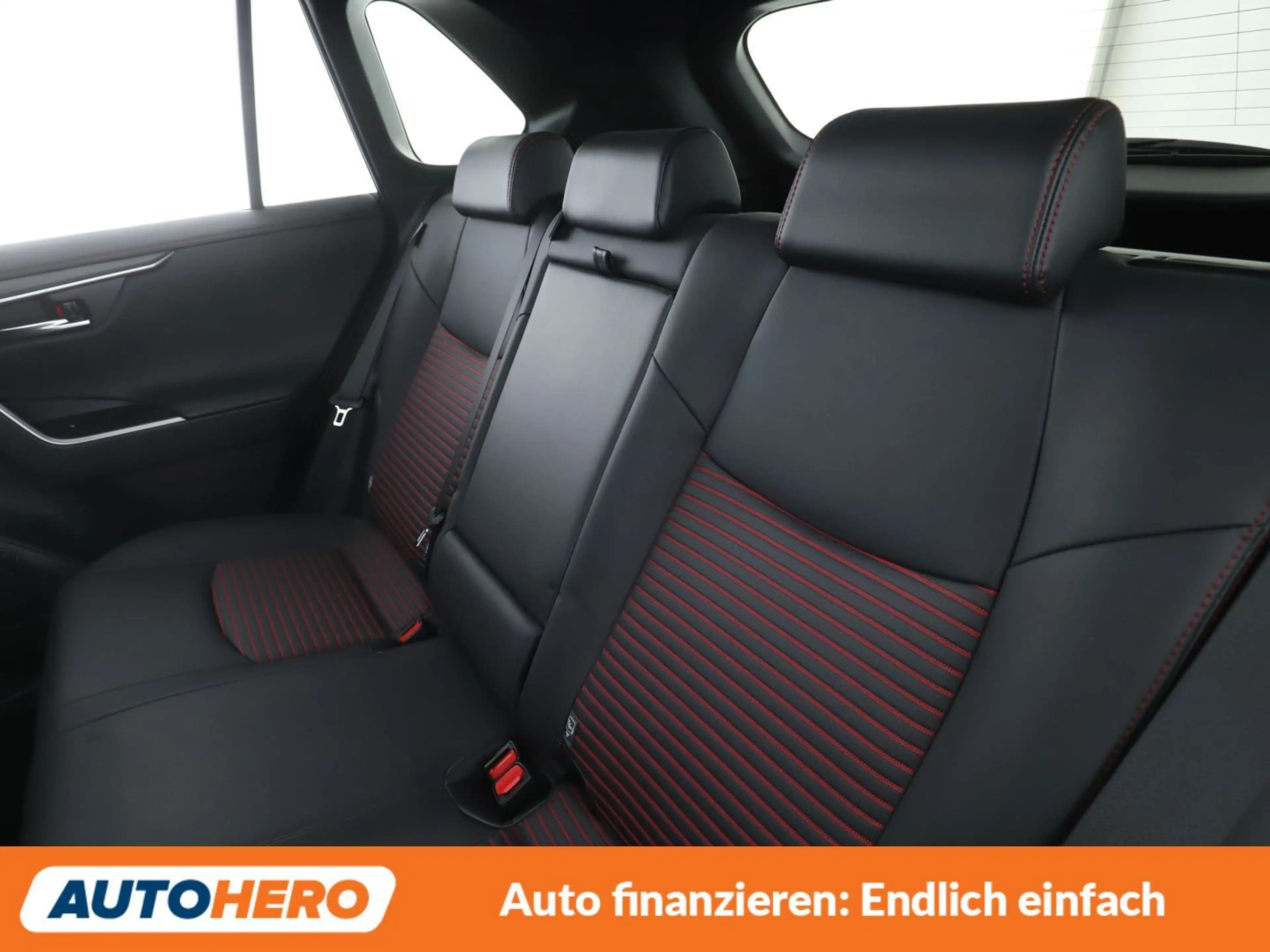 Suzuki Across 2.5 Plug-in Hybrid Comfort+ E-Four Aut.*VC*ACC* — photo 14