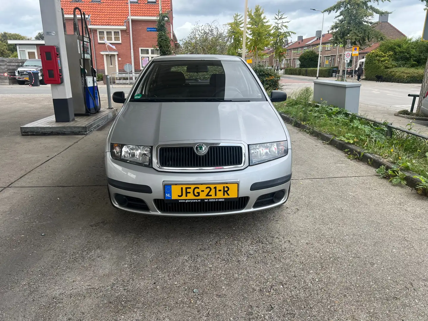 Skoda Fabia 1.2-6V Classic NIEUWE APK-5 DEURS Grijs - 1