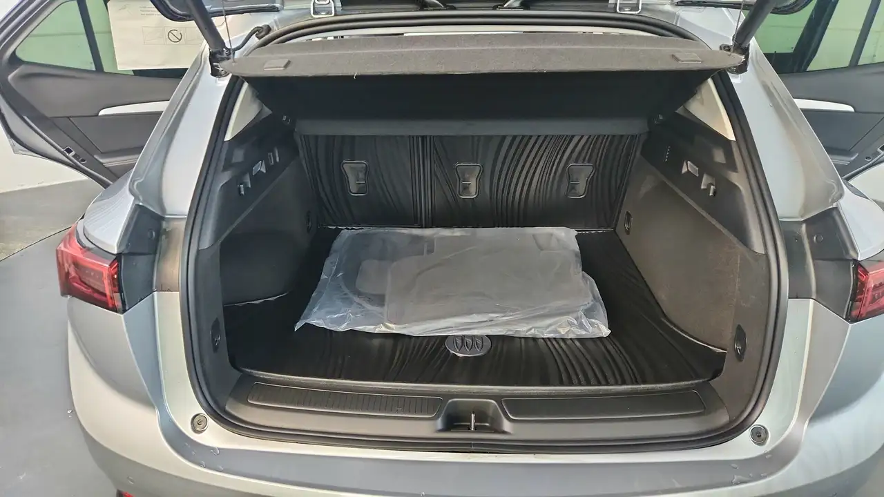 Buick Envision снимка Buick Envision