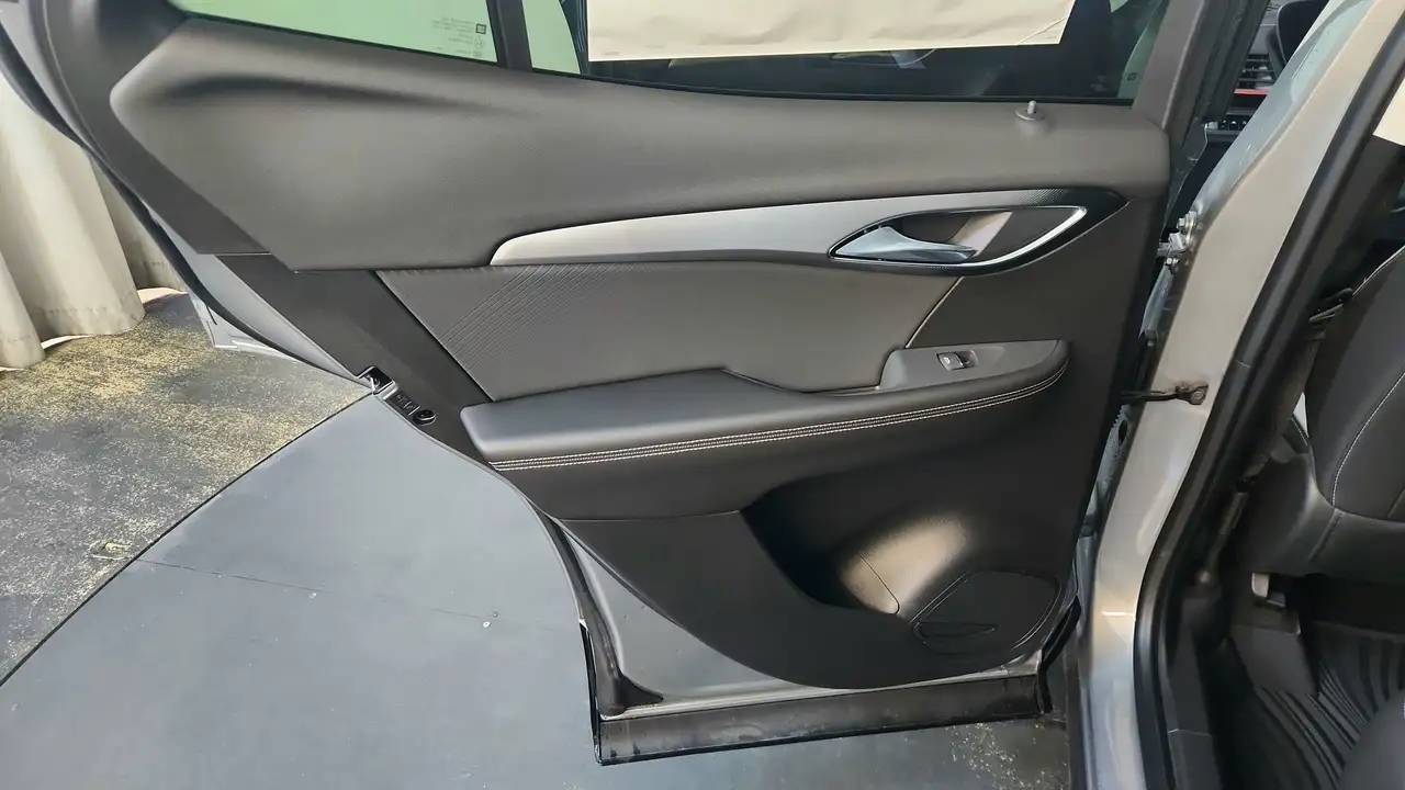 Buick Envision снимка Buick Envision