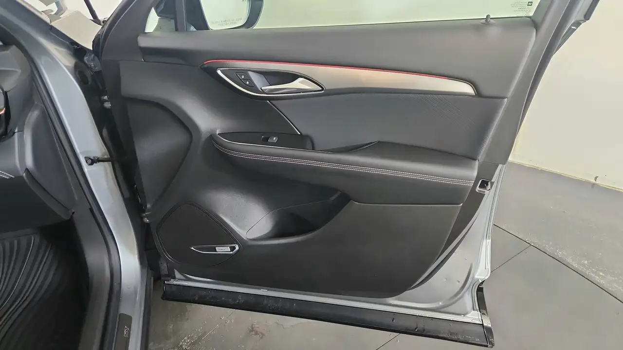 Buick Envision снимка Buick Envision