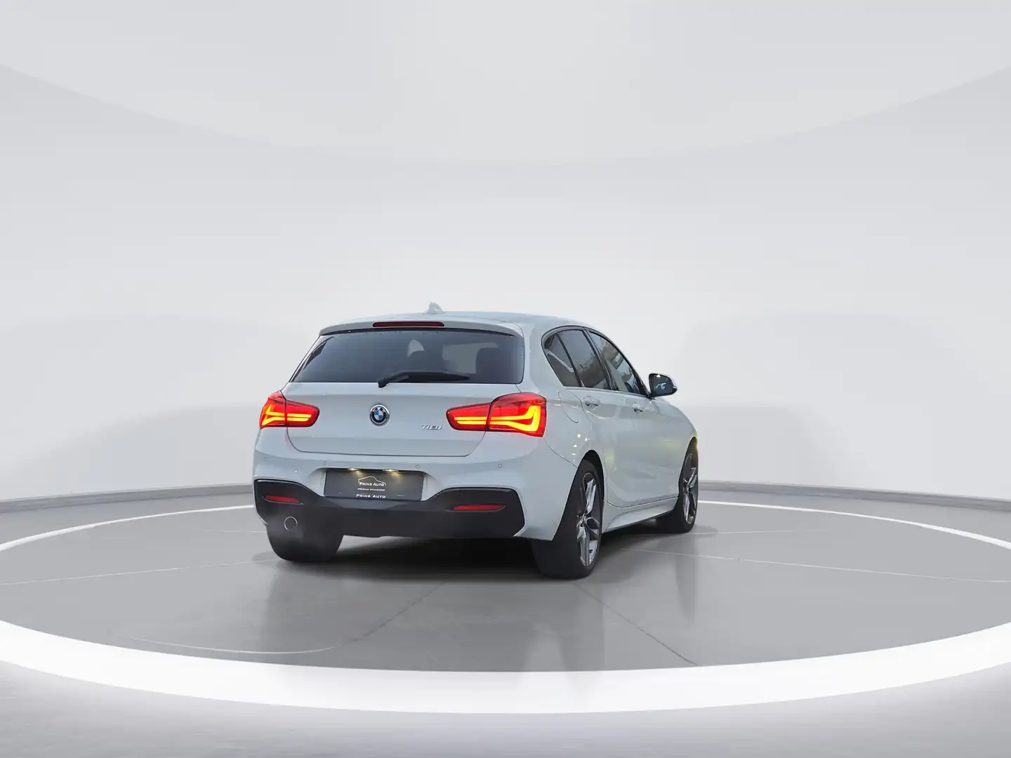 BMW 118 1-serie 118i High Executive M Sport |DEALER ONDERH Weiß - 2