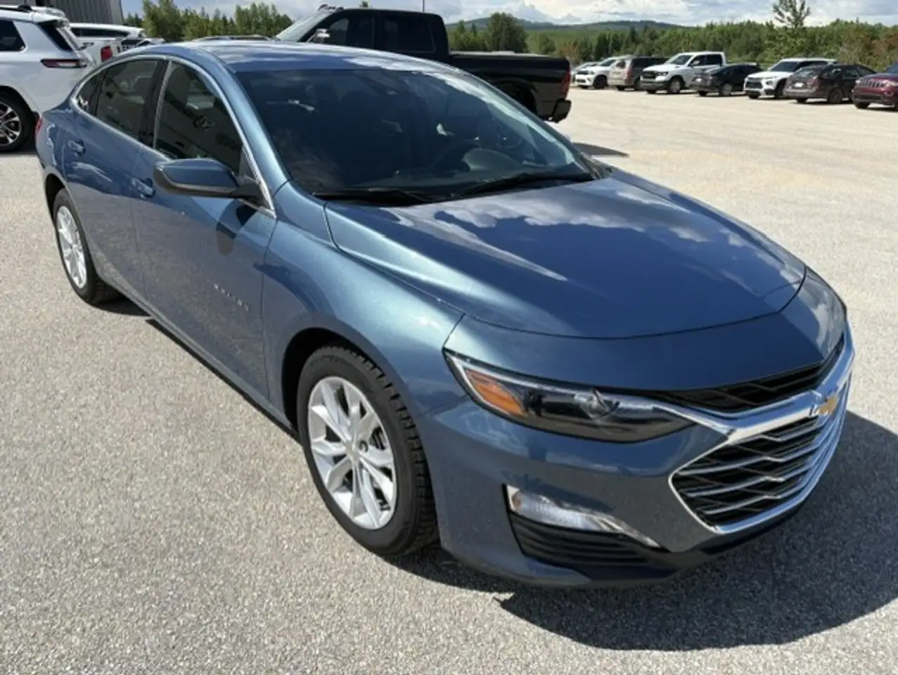 Chevrolet Malibu снимка Chevrolet Malibu