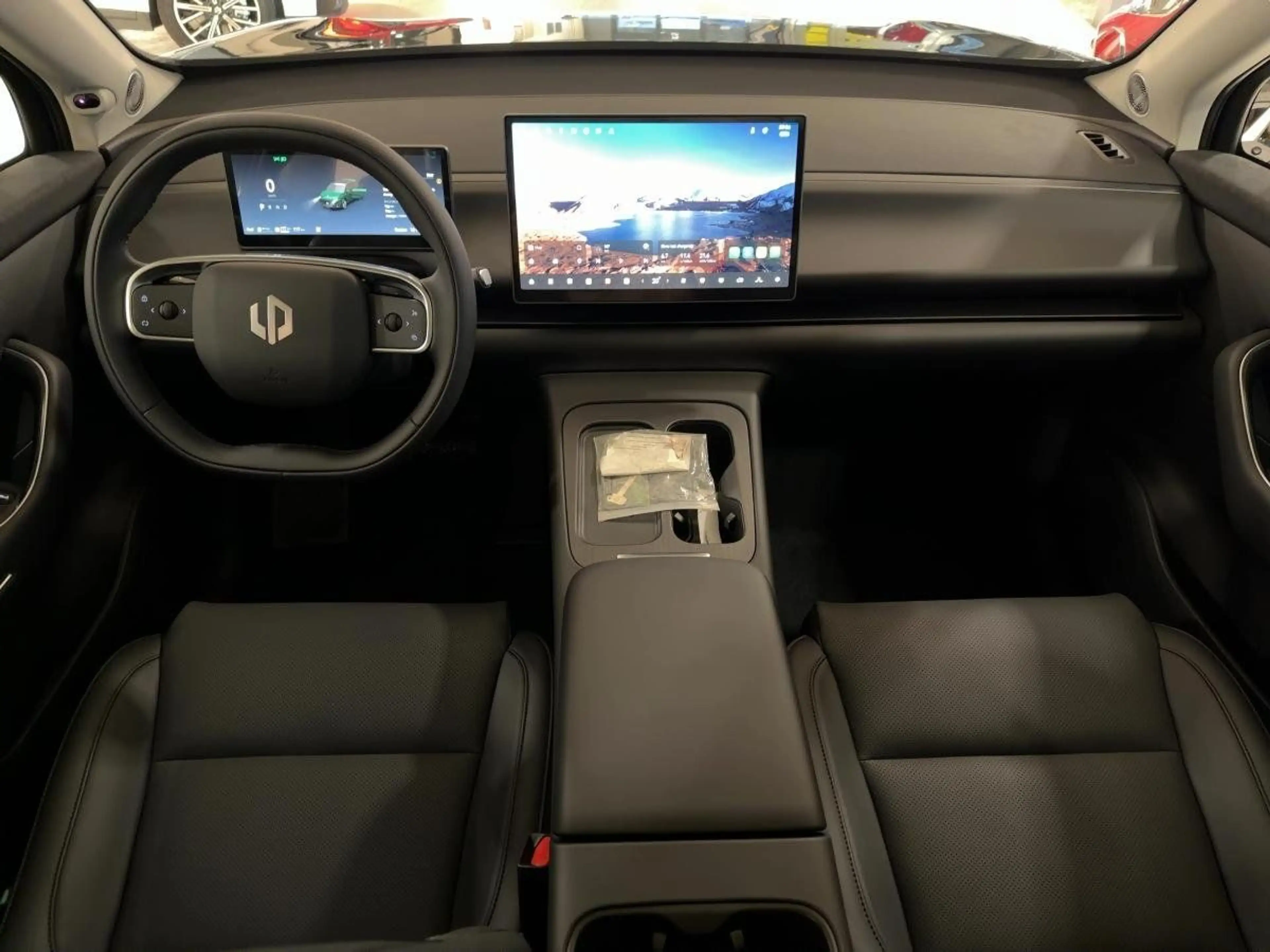 Leapmotor C10 BEV Design MY 2025 ACC LED NAVI Klima — photo 9