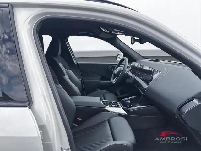 BMW X3 view 11