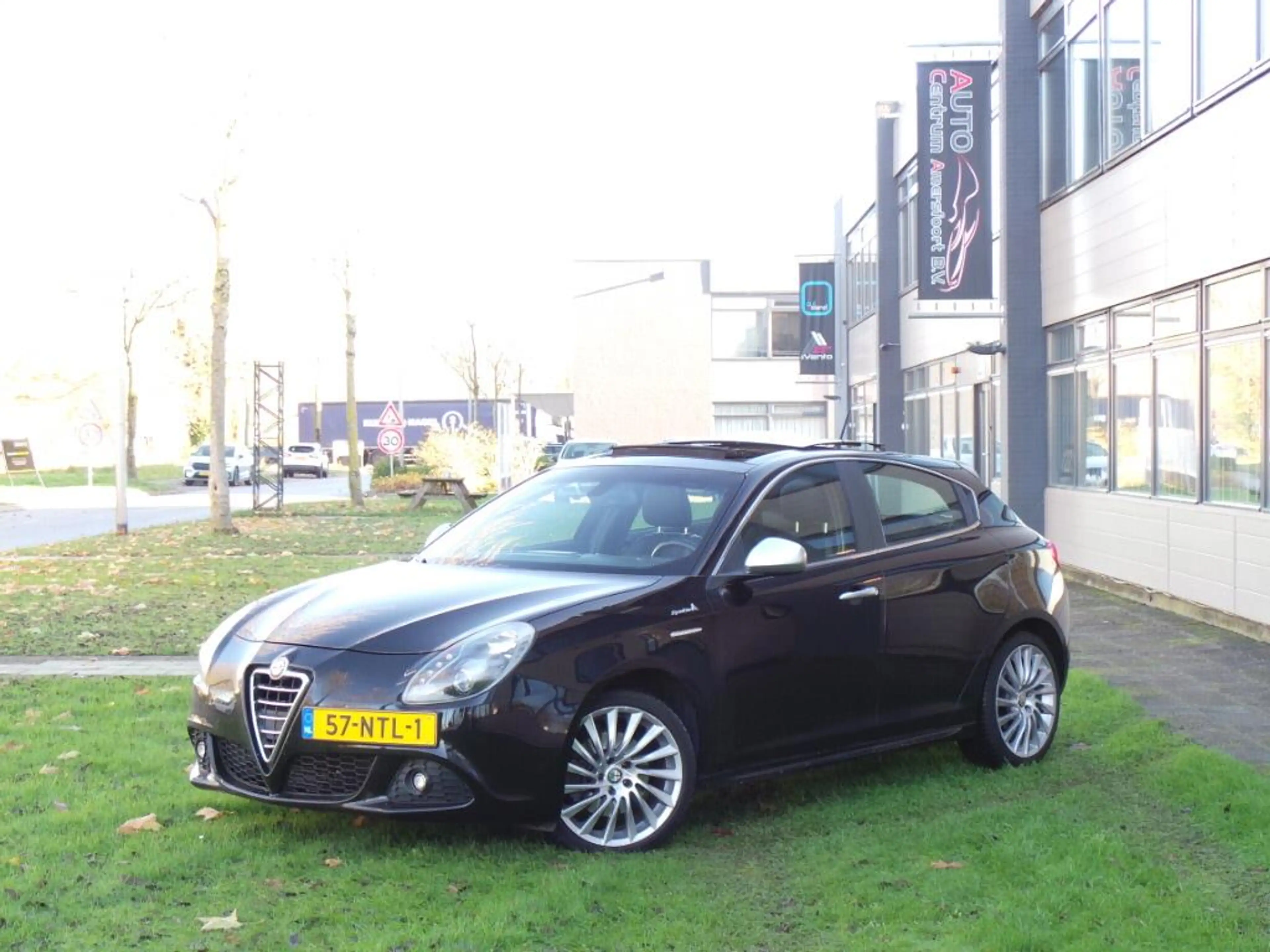 Alfa Romeo Giulietta 1.4 T Distinctive ( INRUIL MOGELIJK ) — photo 9