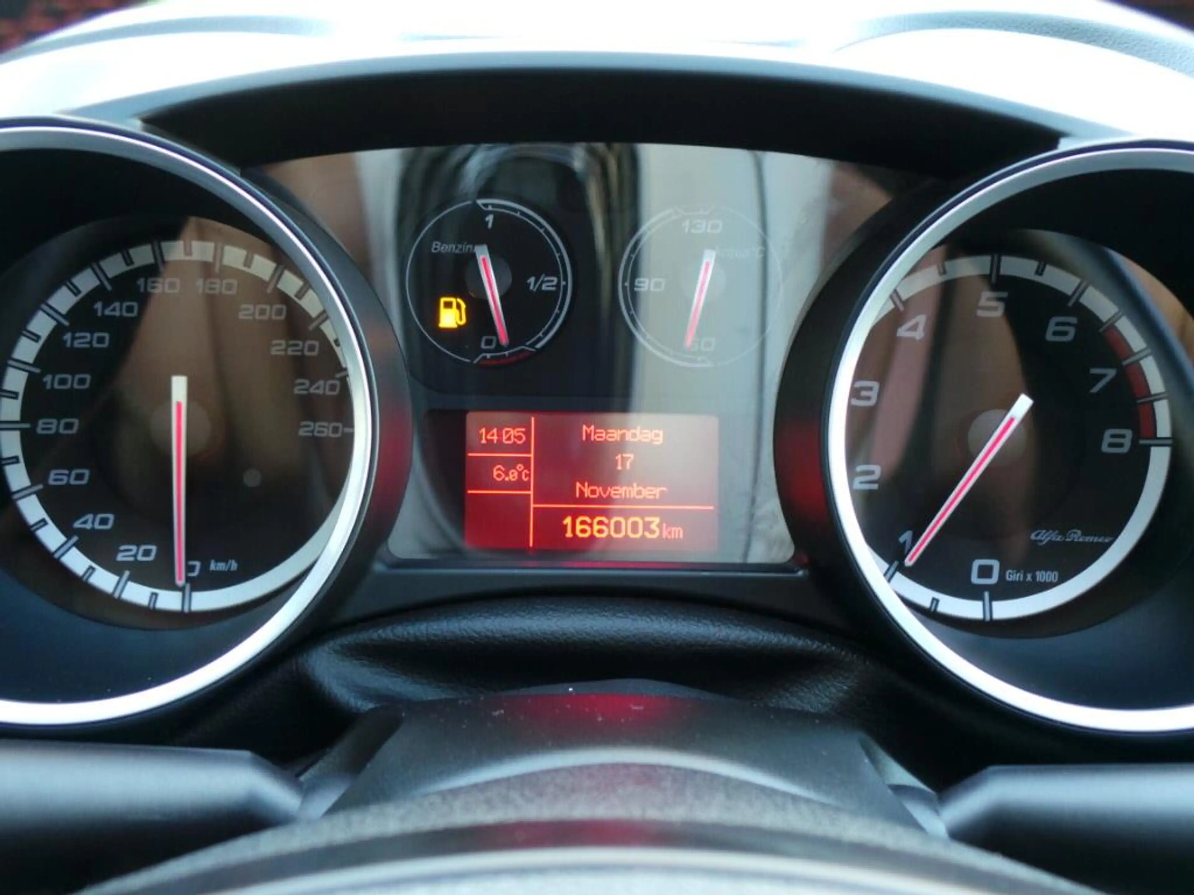 Alfa Romeo Giulietta 1.4 T Distinctive ( INRUIL MOGELIJK ) — photo 3