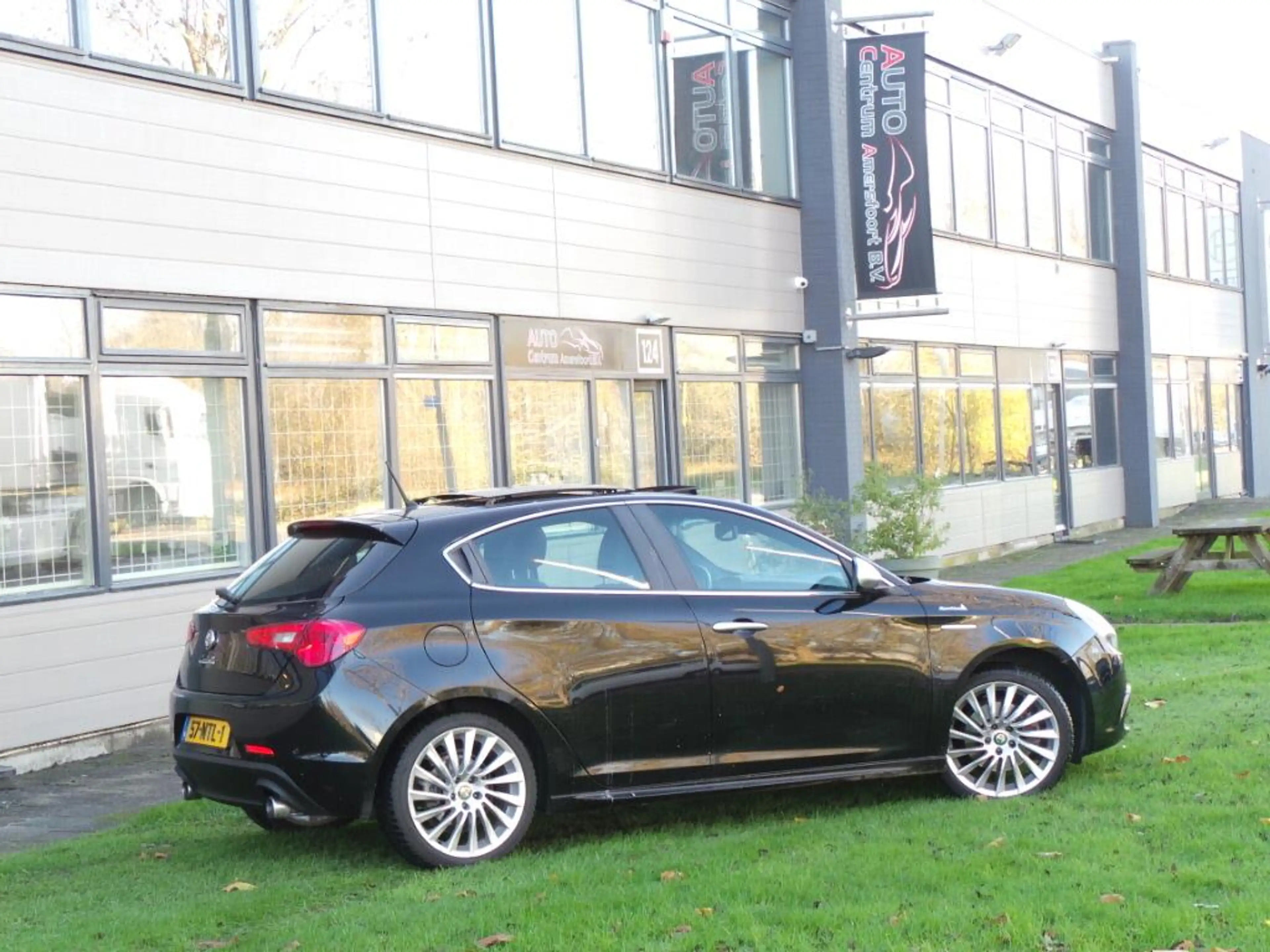 Alfa Romeo Giulietta 1.4 T Distinctive ( INRUIL MOGELIJK ) — photo 12