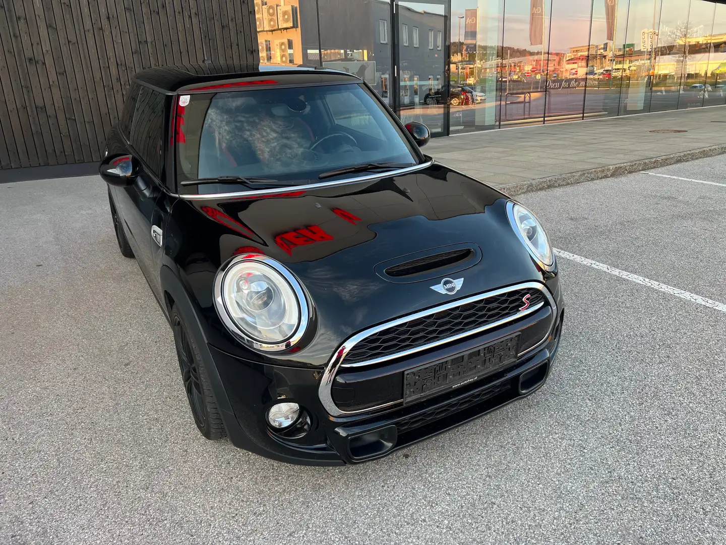 MINI Cooper SD MINI Hatch Cooper SD Aut. COOPER SD Schwarz - 2