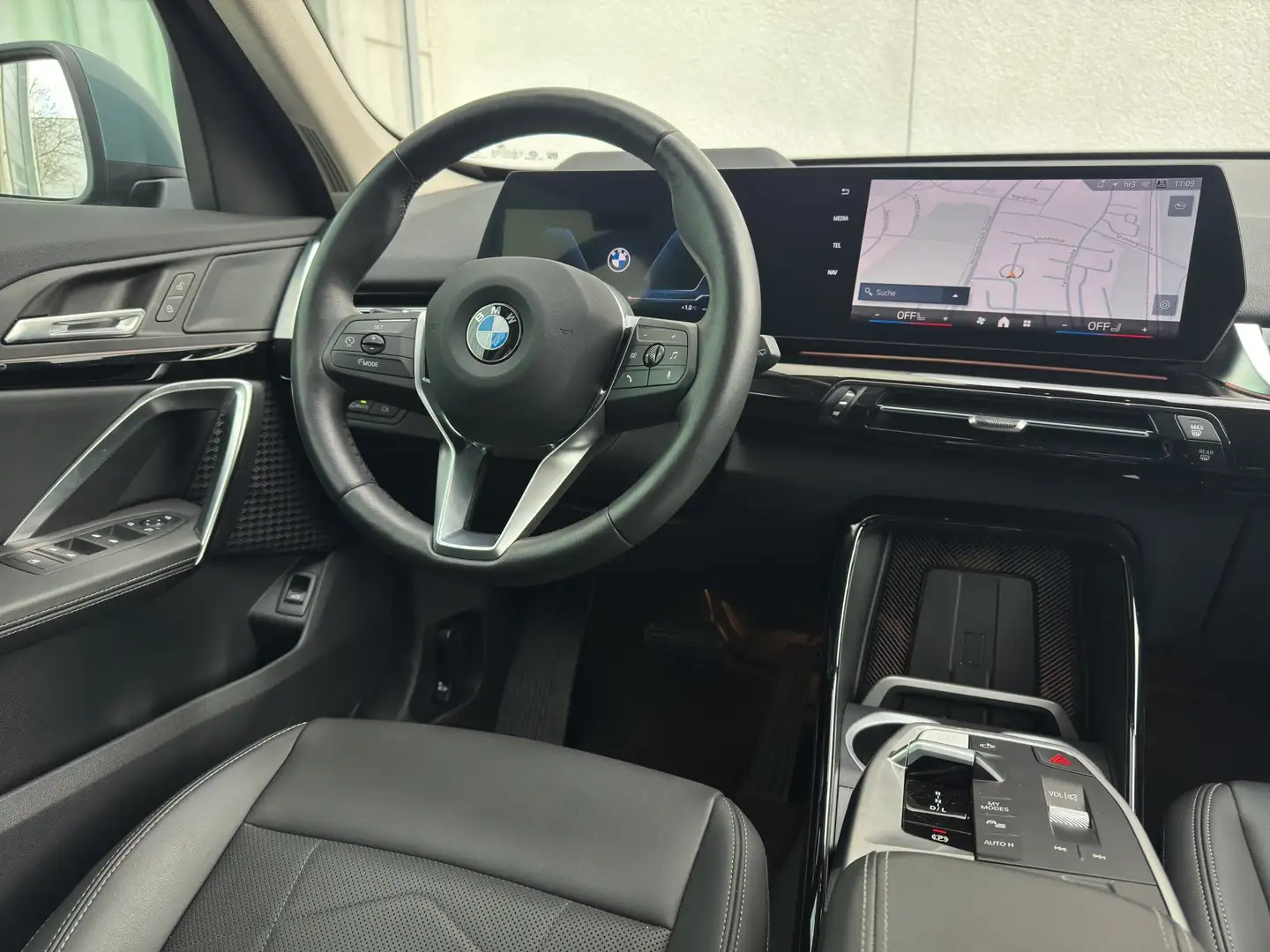 BMW X1 sDr18d LED Navi ParkAs+ DrivAs+ HUD AHK Grün - 2