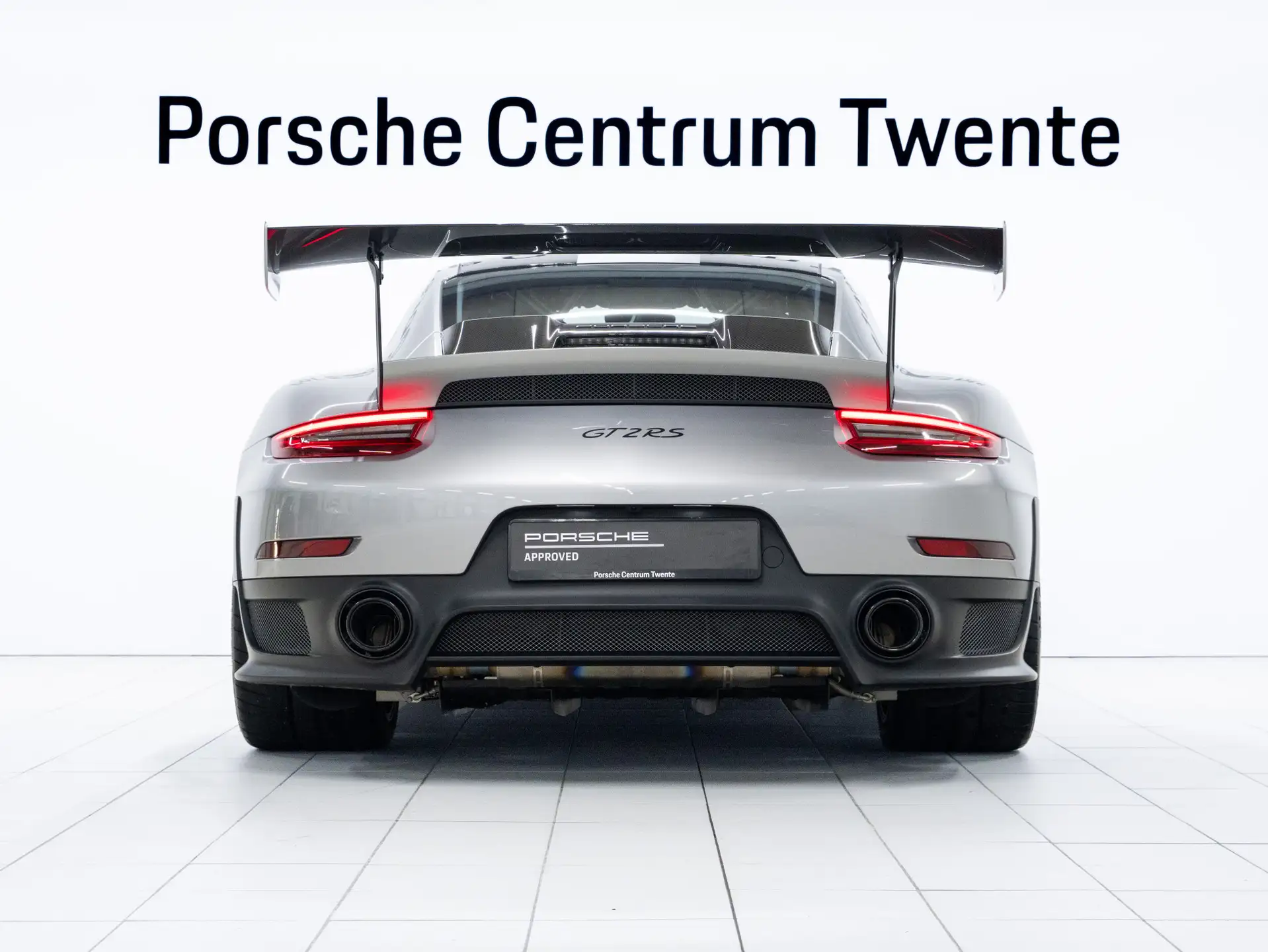 포르쉐 911 Turbo Coupe 2018 화이트 사진 4