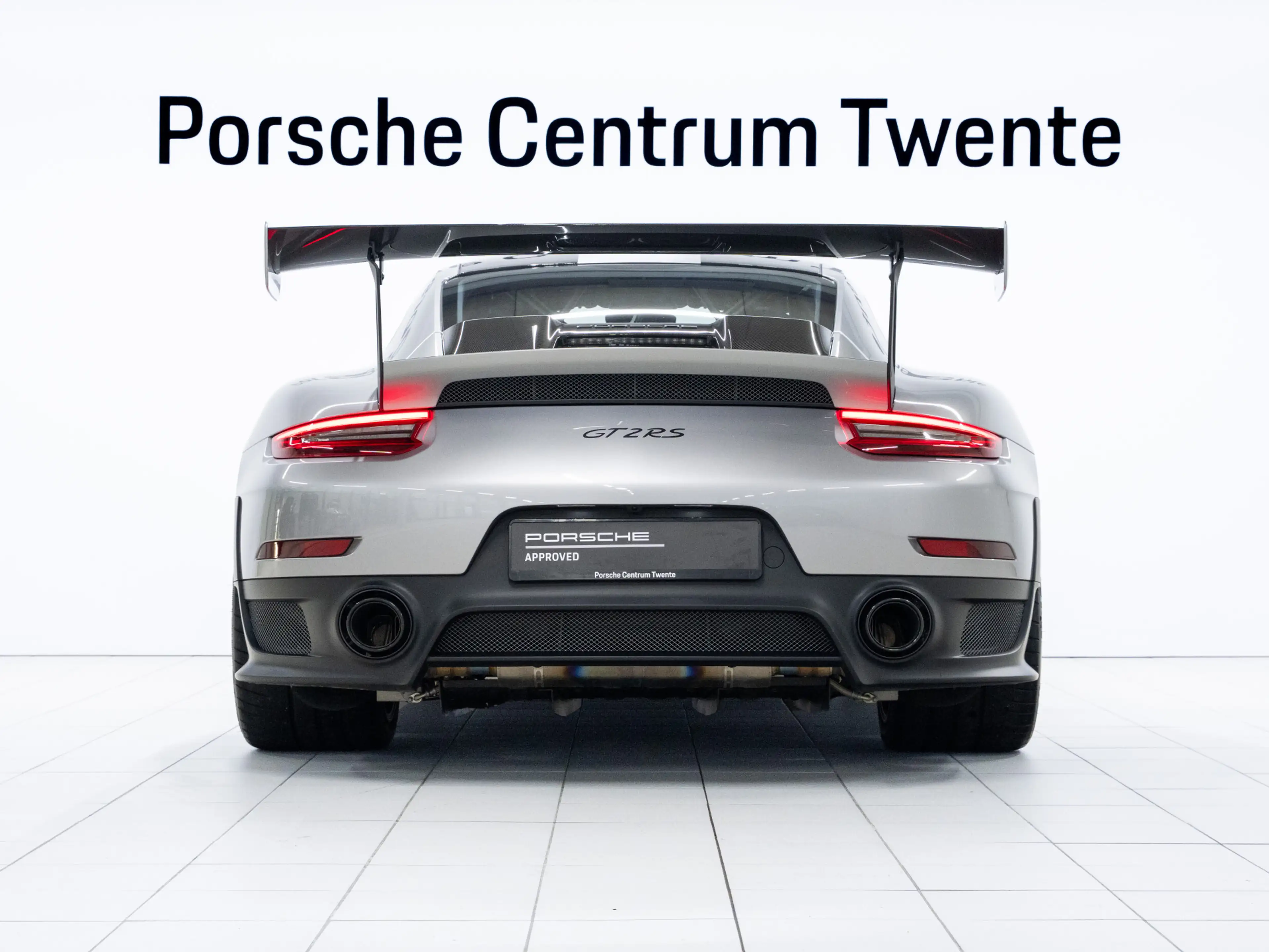 Porsche 991 GT2 RS — photo 4