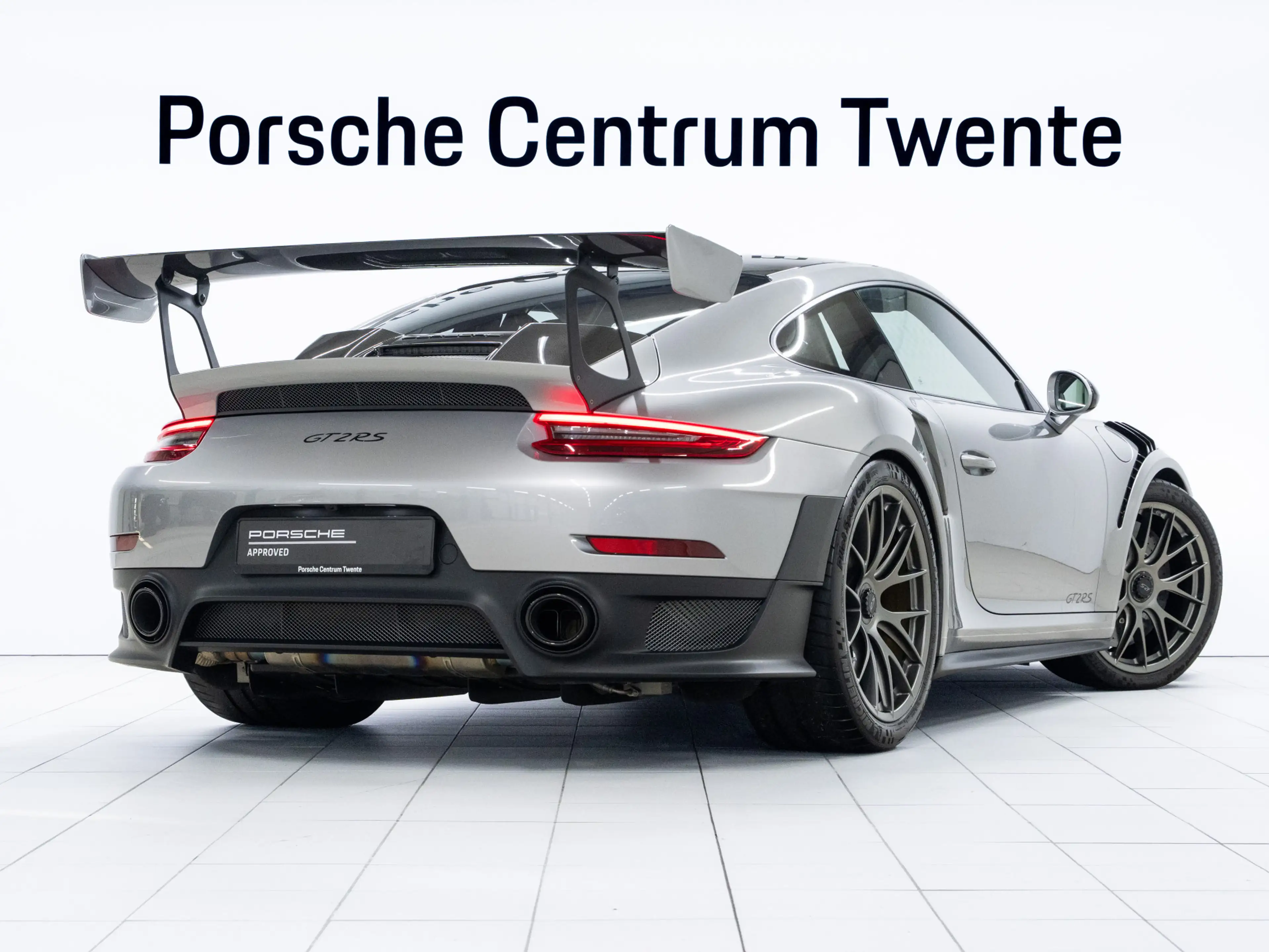 Porsche 991 GT2 RS — photo 3