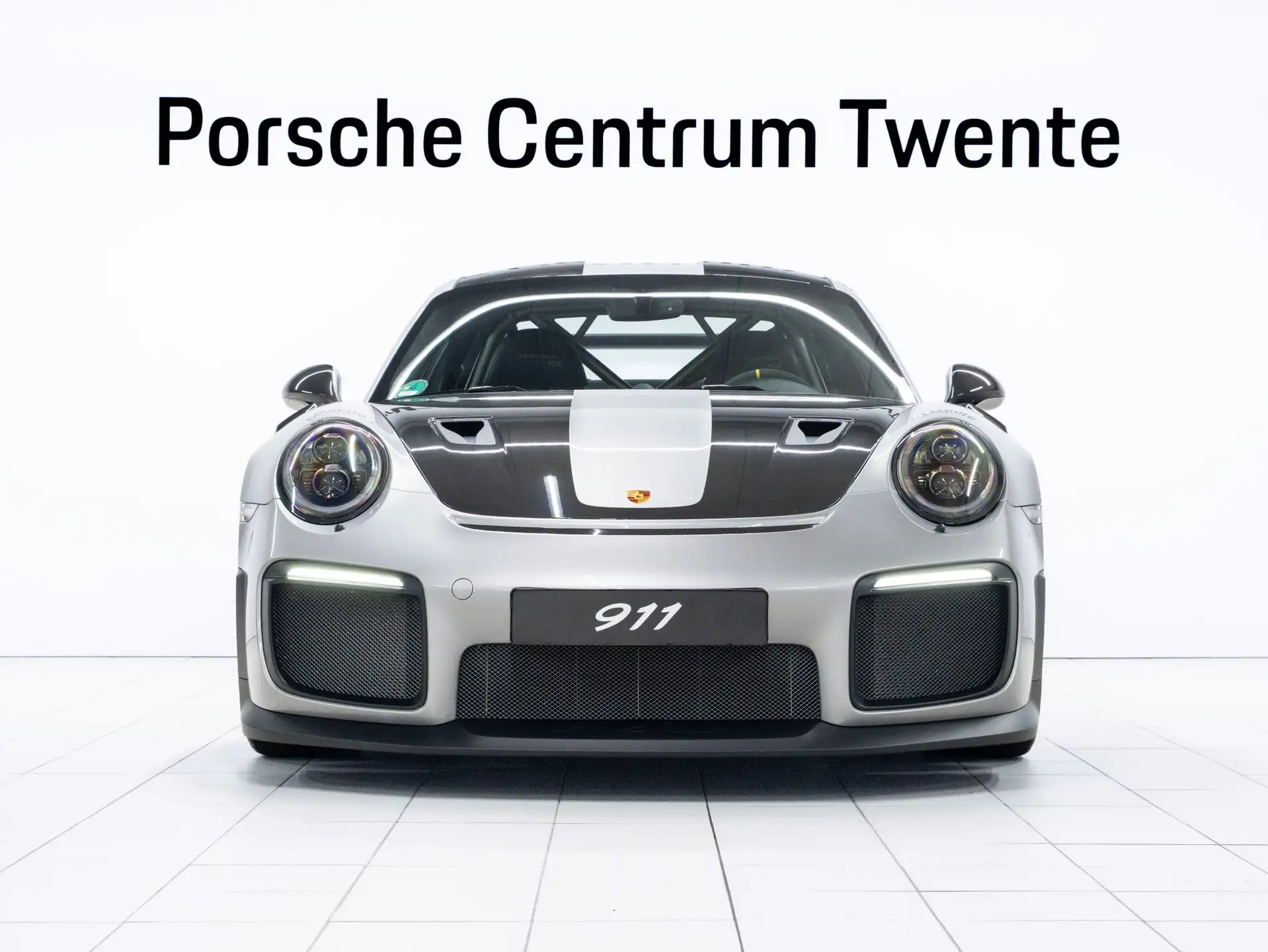 포르쉐 911 Turbo Coupe 2018 화이트 사진 2