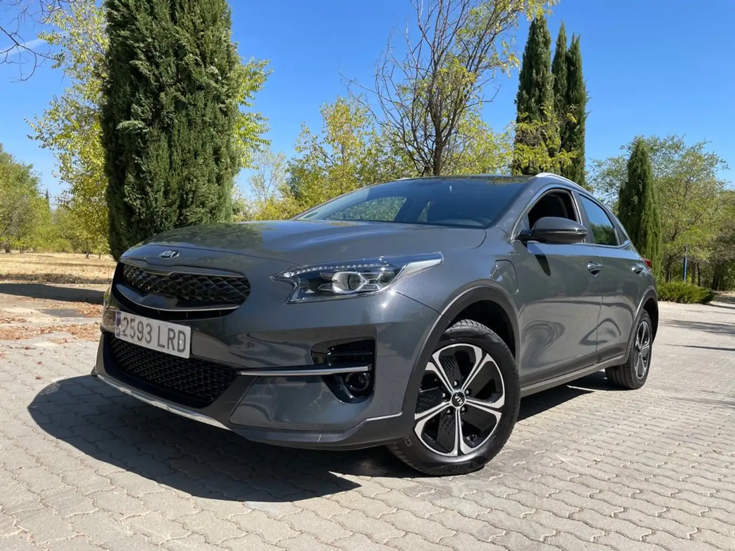 Kia XCeed 1.6 GDi PHEV 104kW (141CV) eDrive Gris - 1