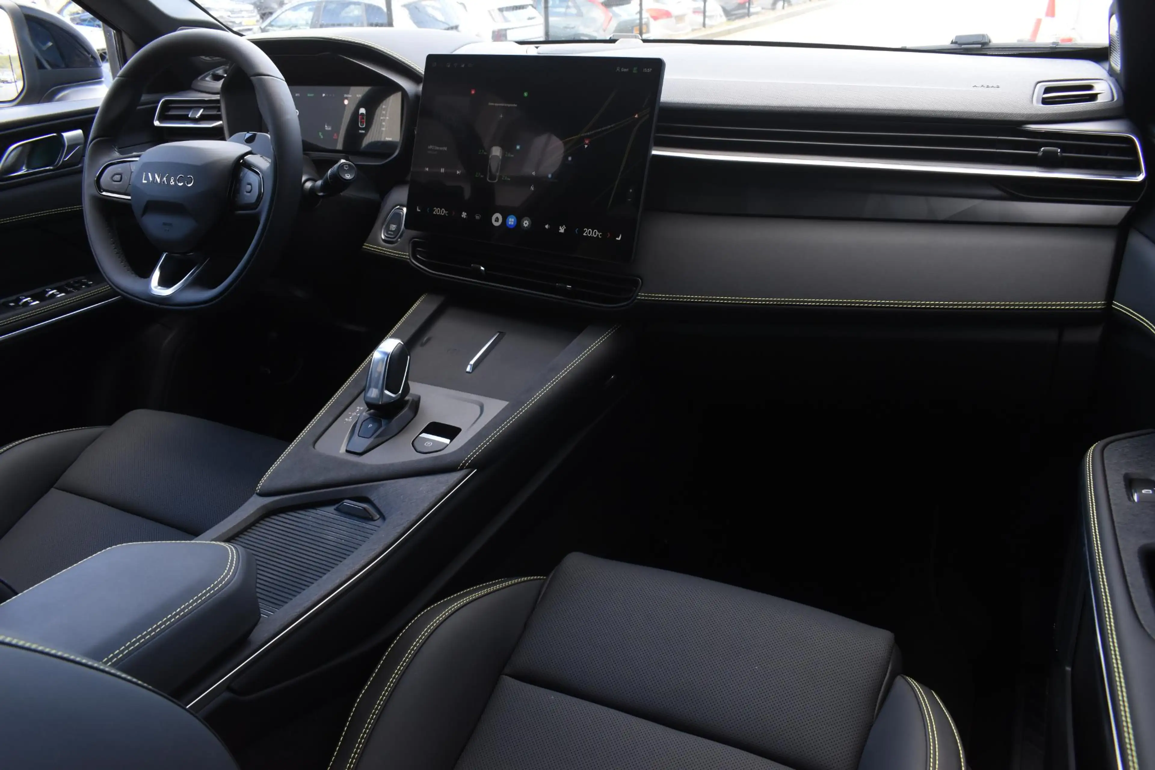 Lynk & Co 01 276PK Automaat More / Adaptive cruise control / Le — photo 43