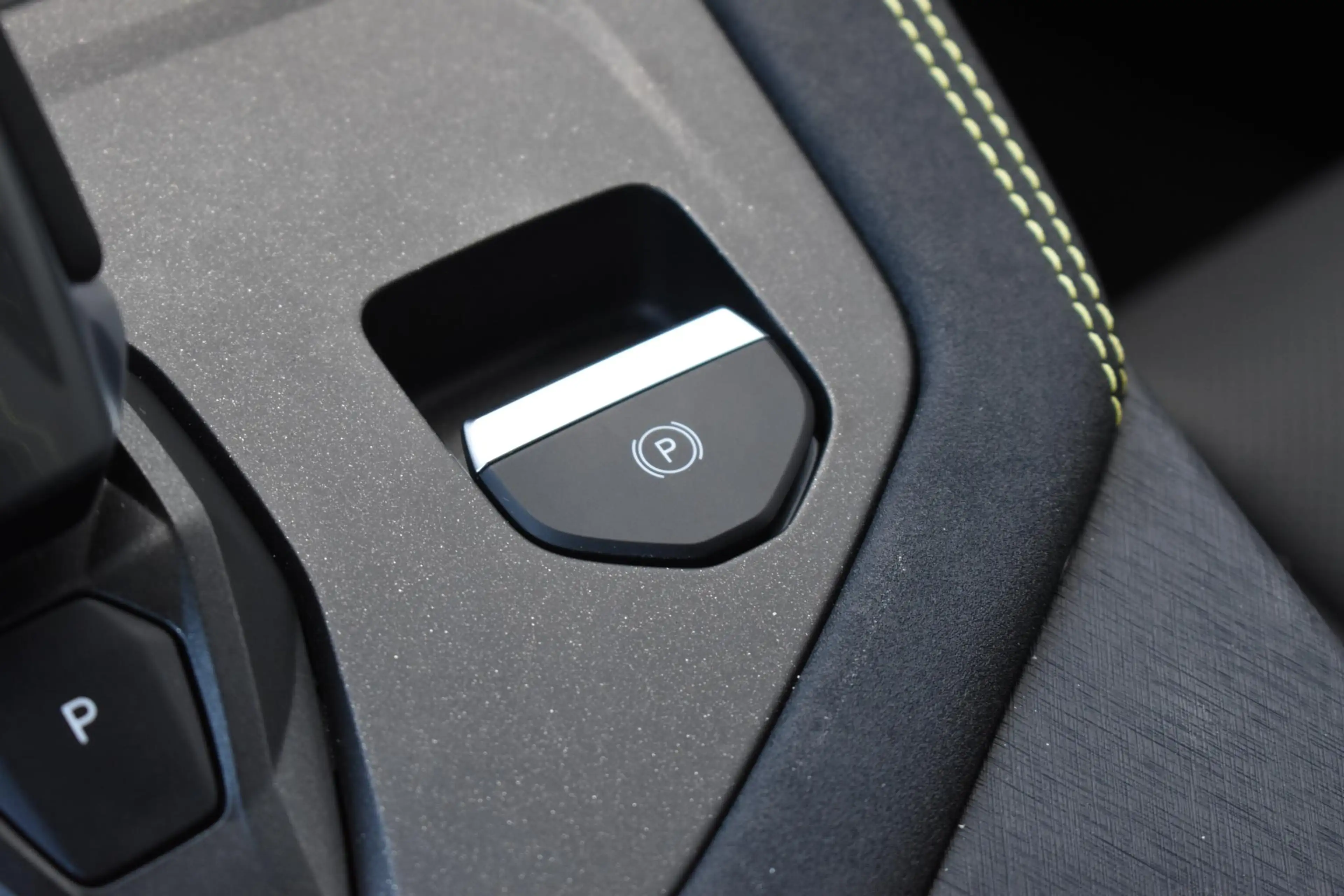 Lynk & Co 01 276PK Automaat More / Adaptive cruise control / Le — photo 35