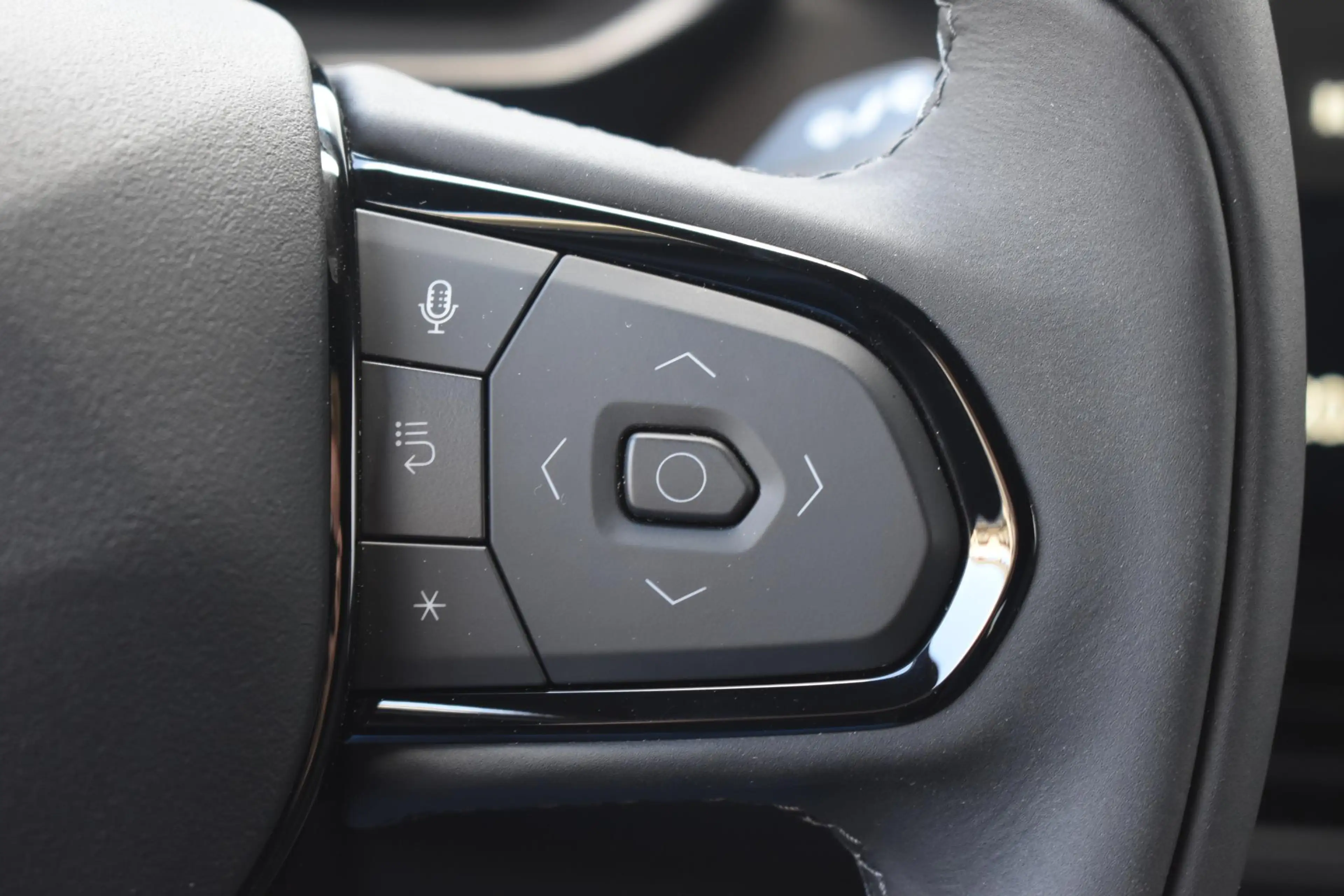 Lynk & Co 01 276PK Automaat More / Adaptive cruise control / Le — photo 37