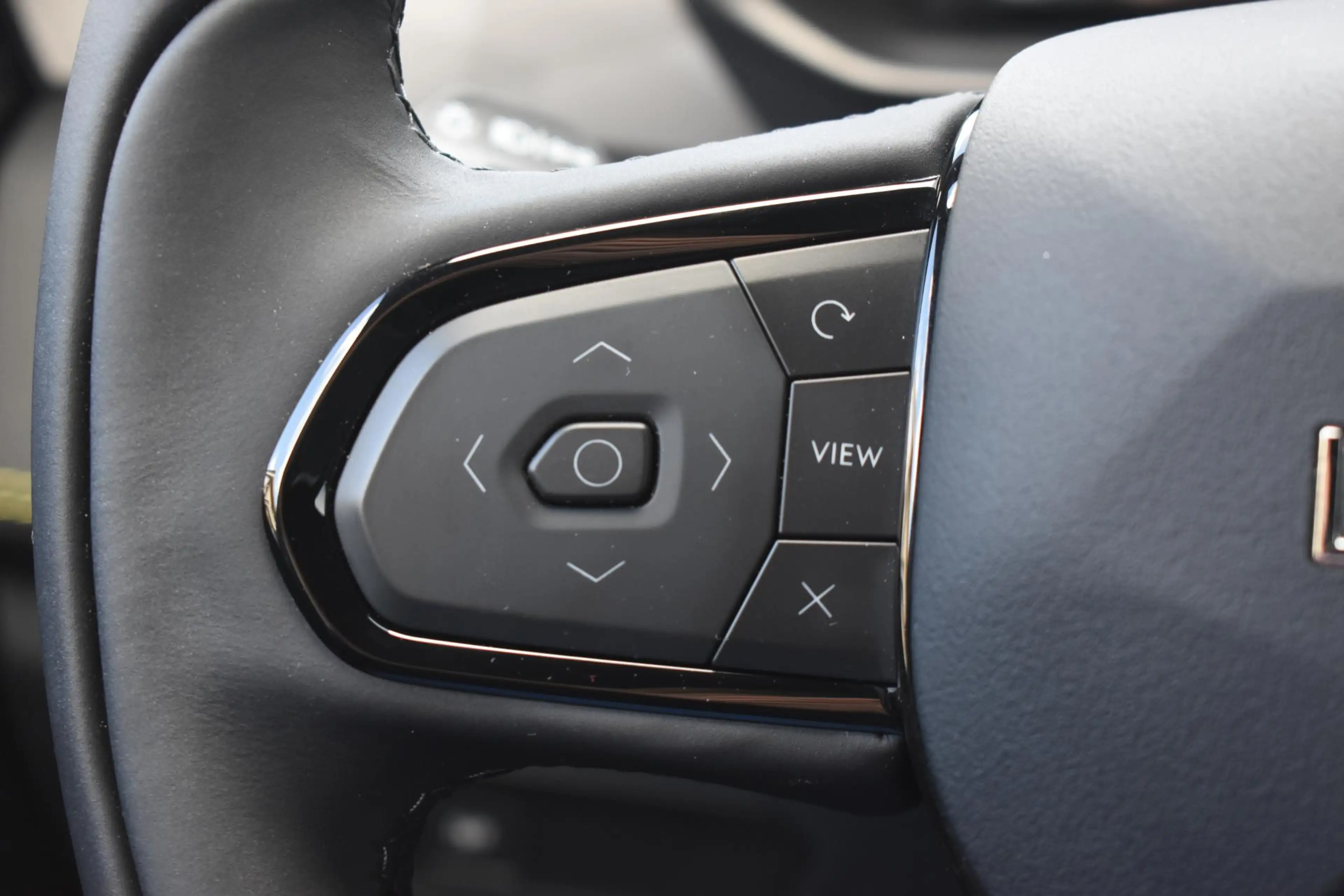 Lynk & Co 01 276PK Automaat More / Adaptive cruise control / Le — photo 36
