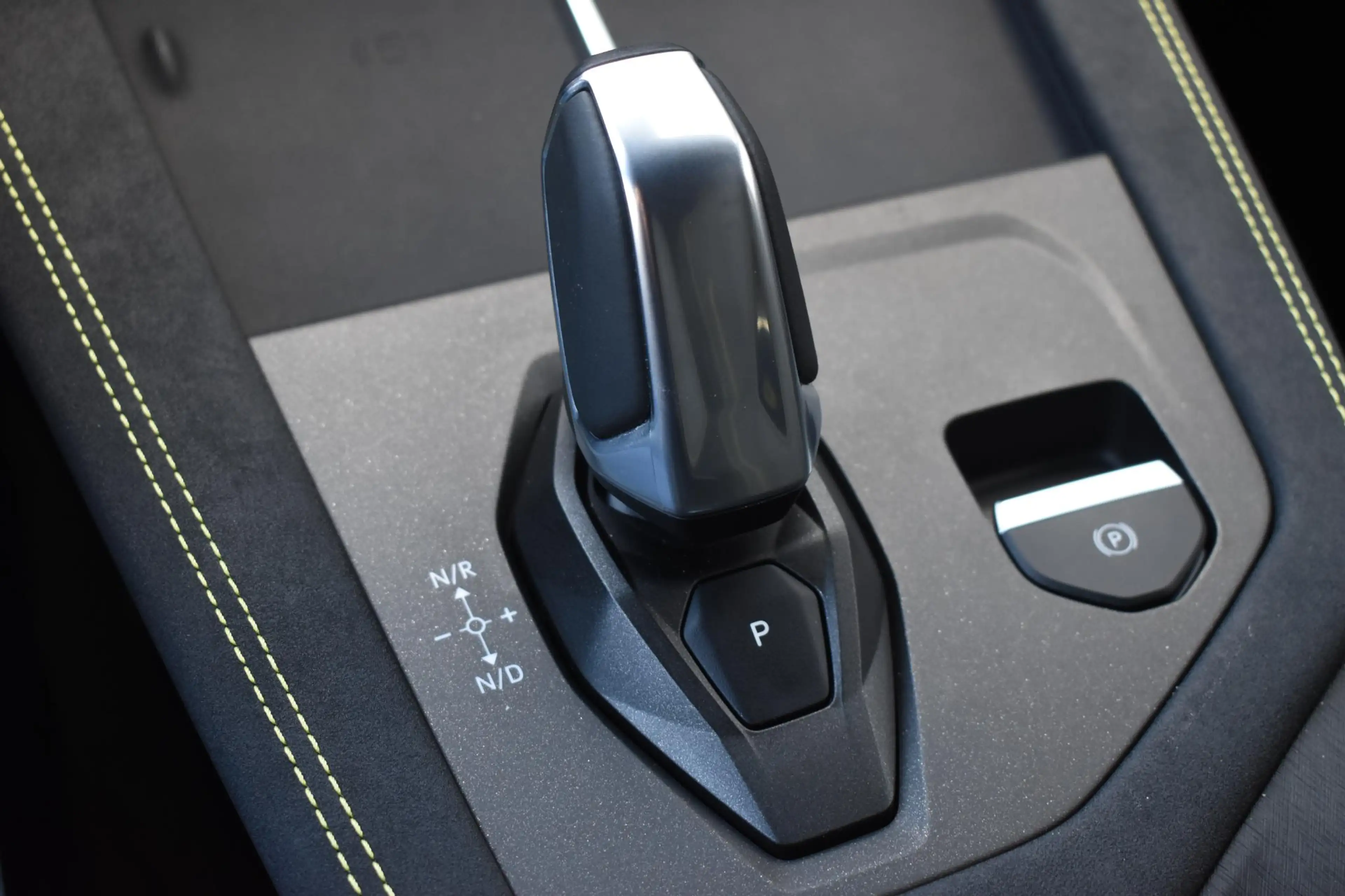 Lynk & Co 01 276PK Automaat More / Adaptive cruise control / Le — photo 34