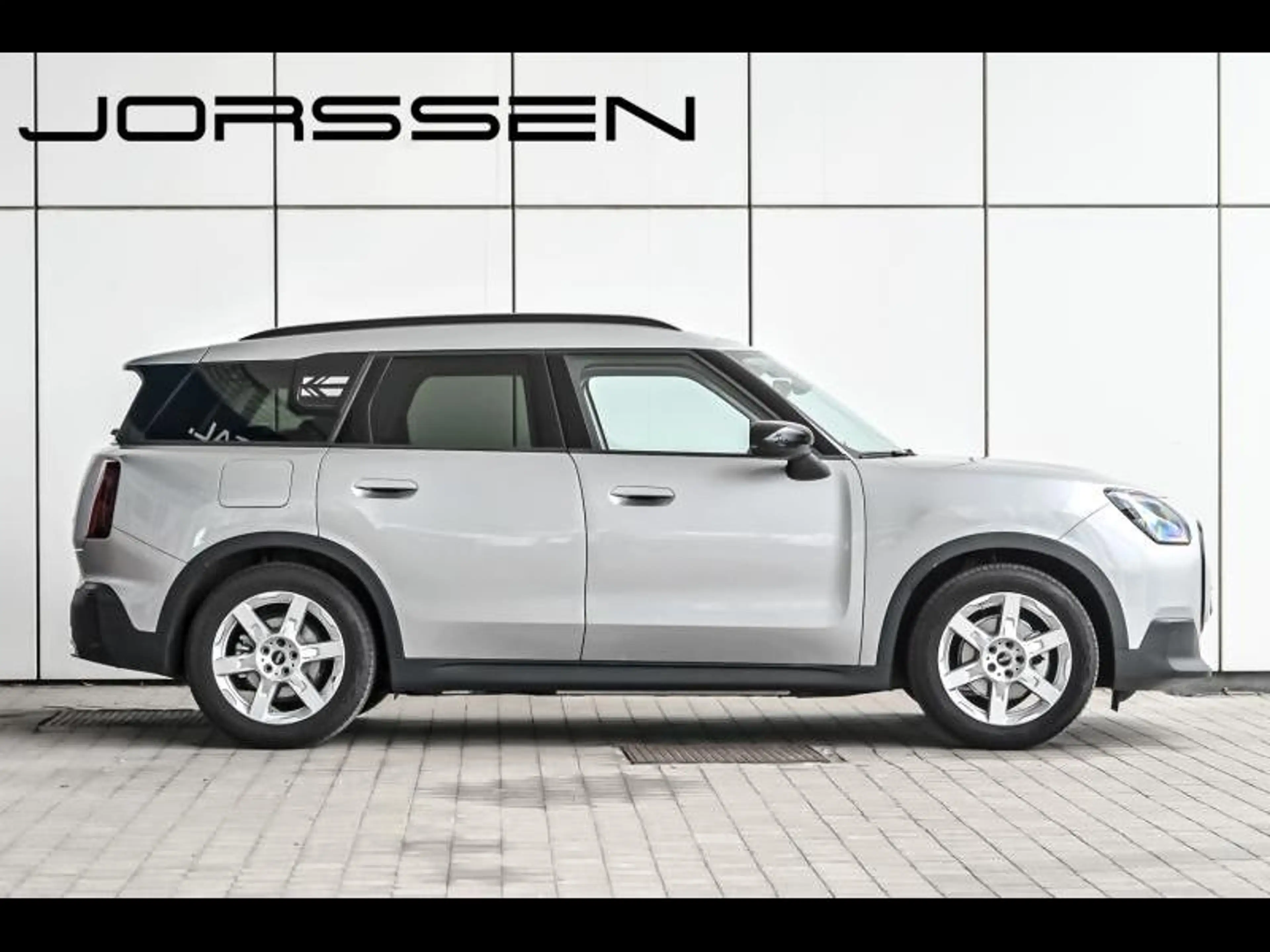 MINI Countryman E Pakket M — photo 3