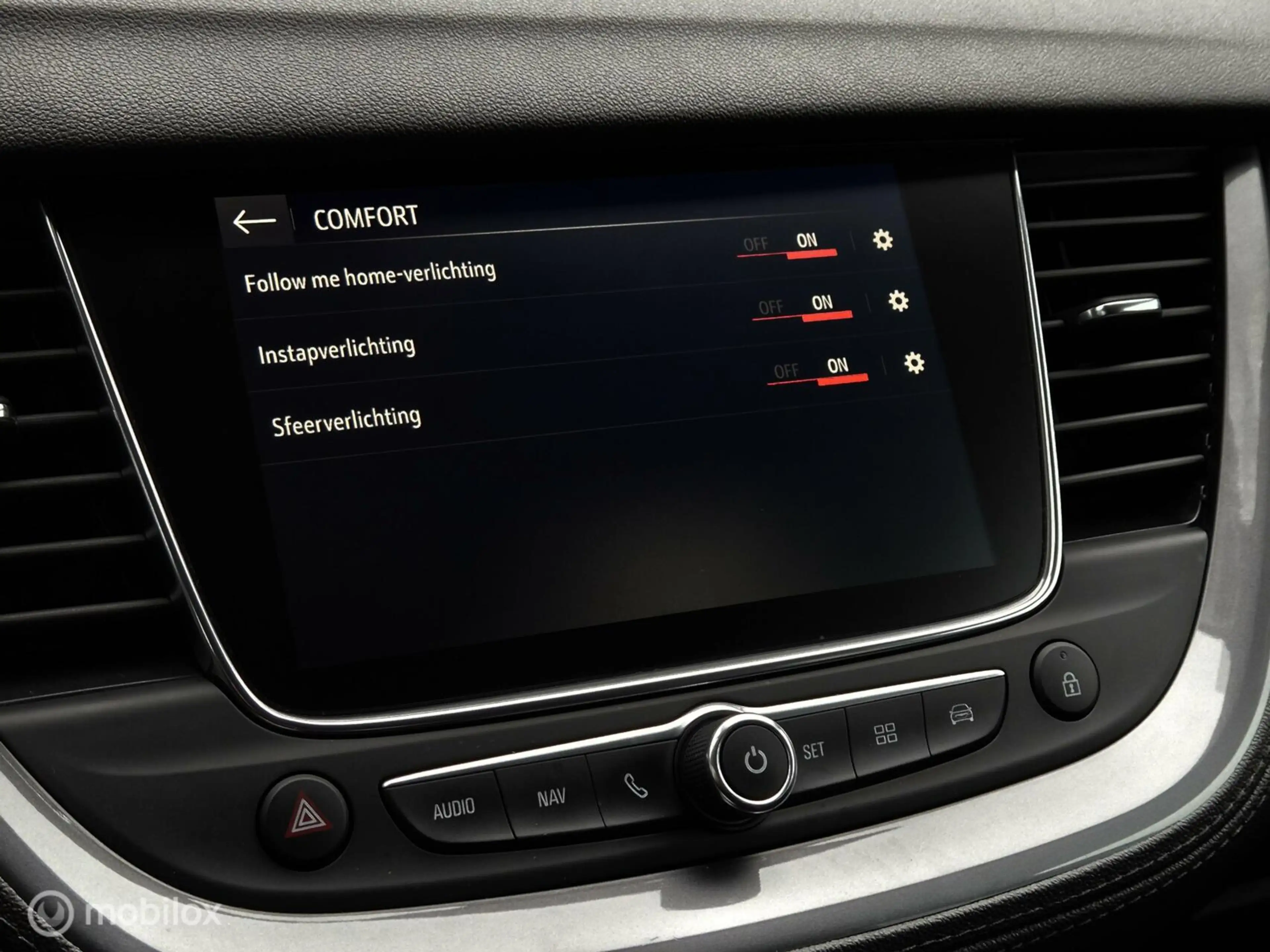 Opel Grandland X 1.2 TURBO BUSINESS +/CAMERA/LED/HALF LEDER/CARPLAY — photo 27