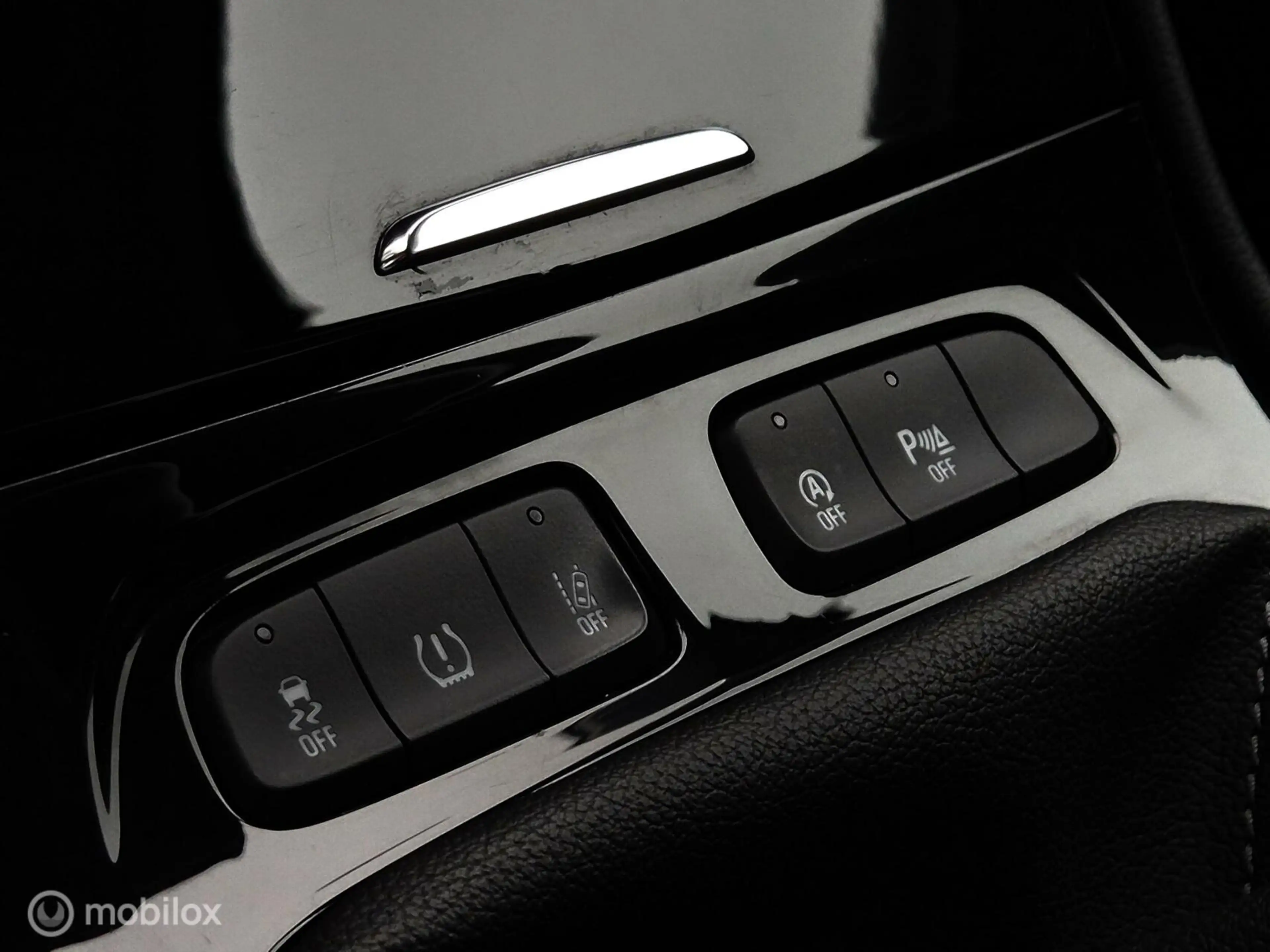 Opel Grandland X 1.2 TURBO BUSINESS +/CAMERA/LED/HALF LEDER/CARPLAY — photo 39