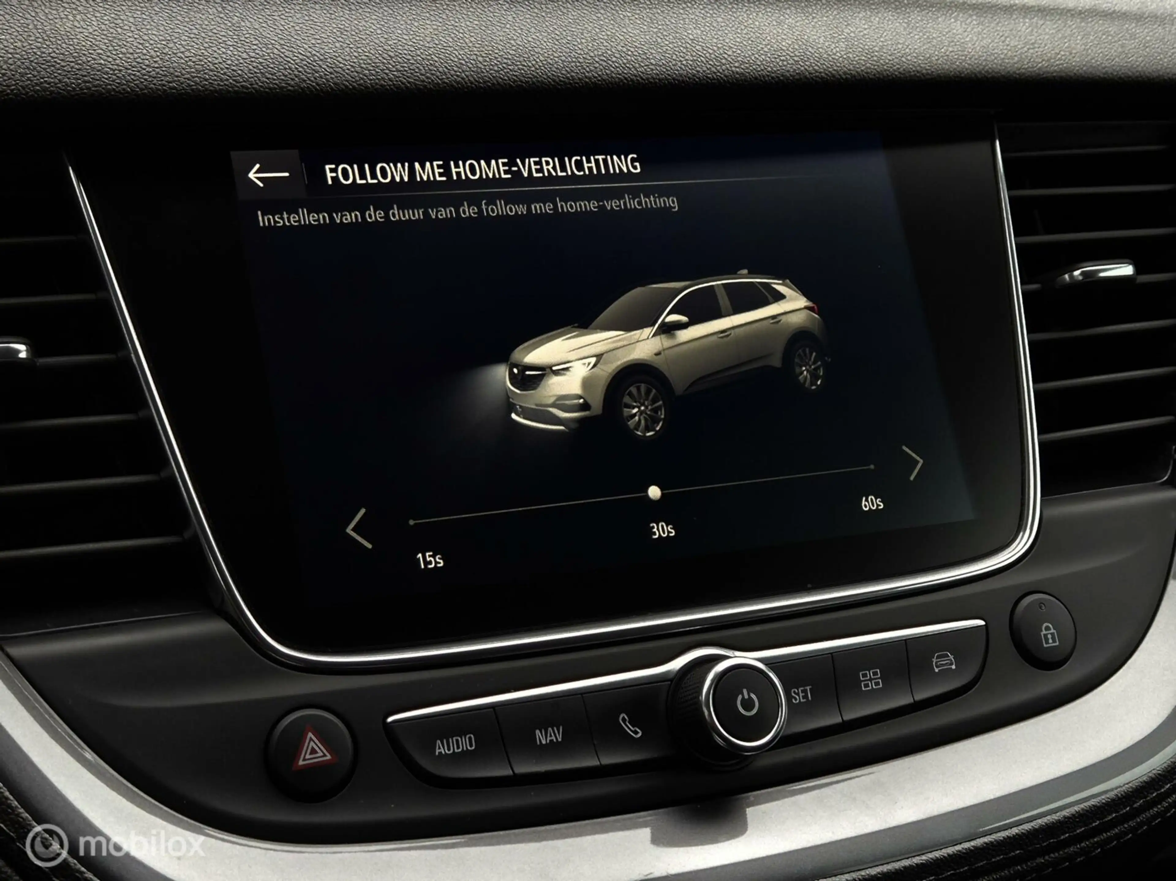 Opel Grandland X 1.2 TURBO BUSINESS +/CAMERA/LED/HALF LEDER/CARPLAY — photo 33