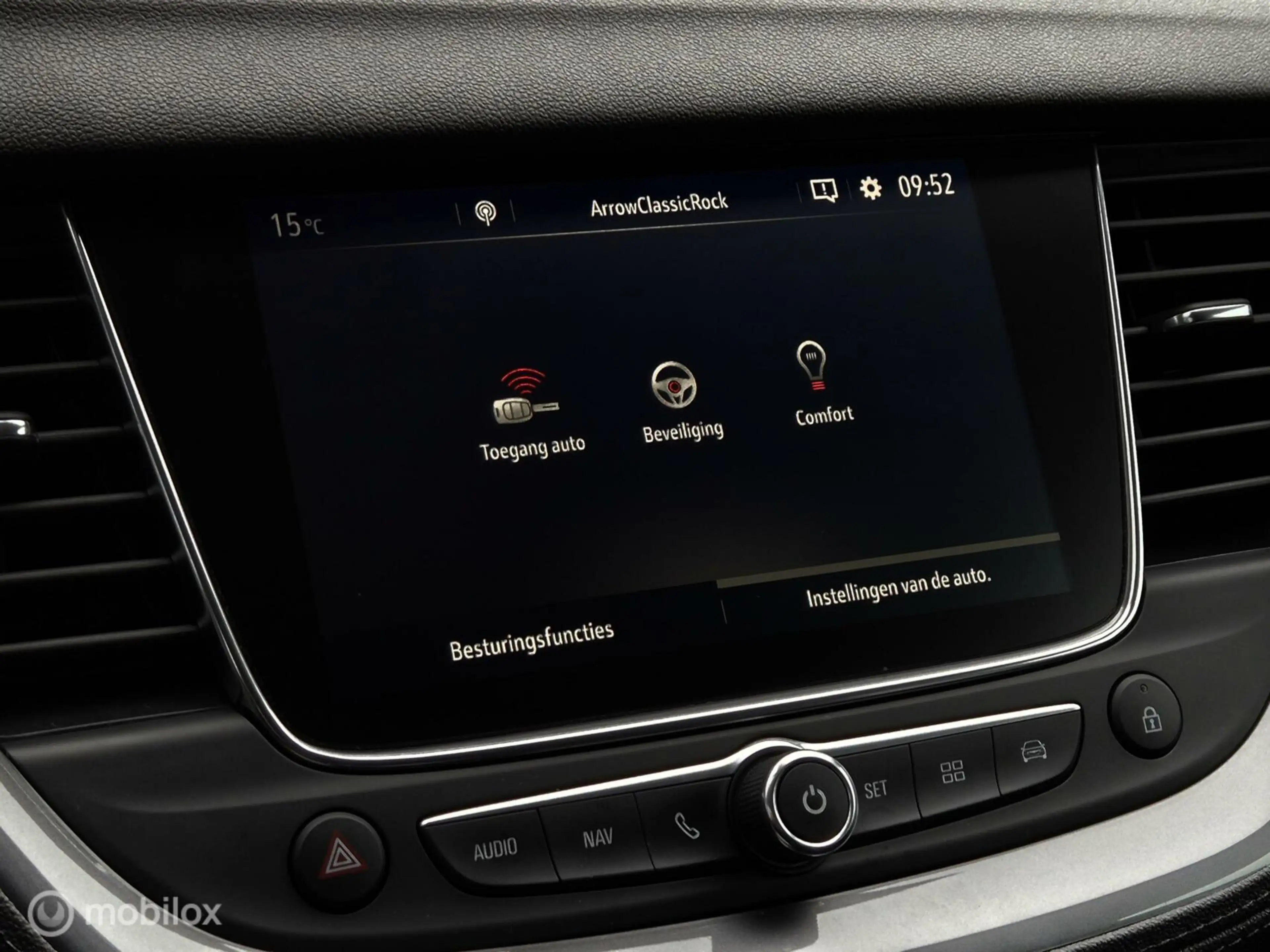 Opel Grandland X 1.2 TURBO BUSINESS +/CAMERA/LED/HALF LEDER/CARPLAY — photo 26
