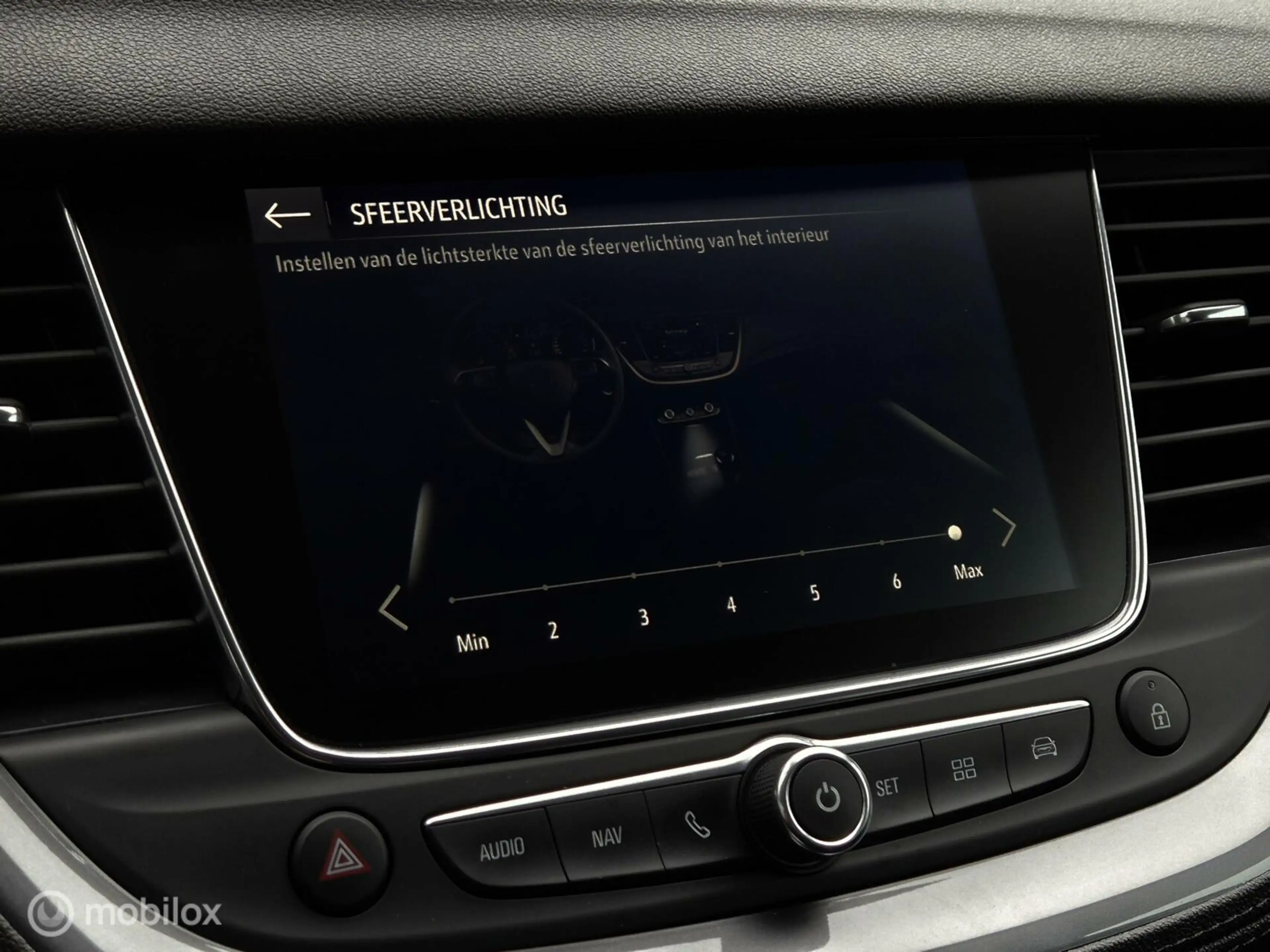 Opel Grandland X 1.2 TURBO BUSINESS +/CAMERA/LED/HALF LEDER/CARPLAY — photo 31
