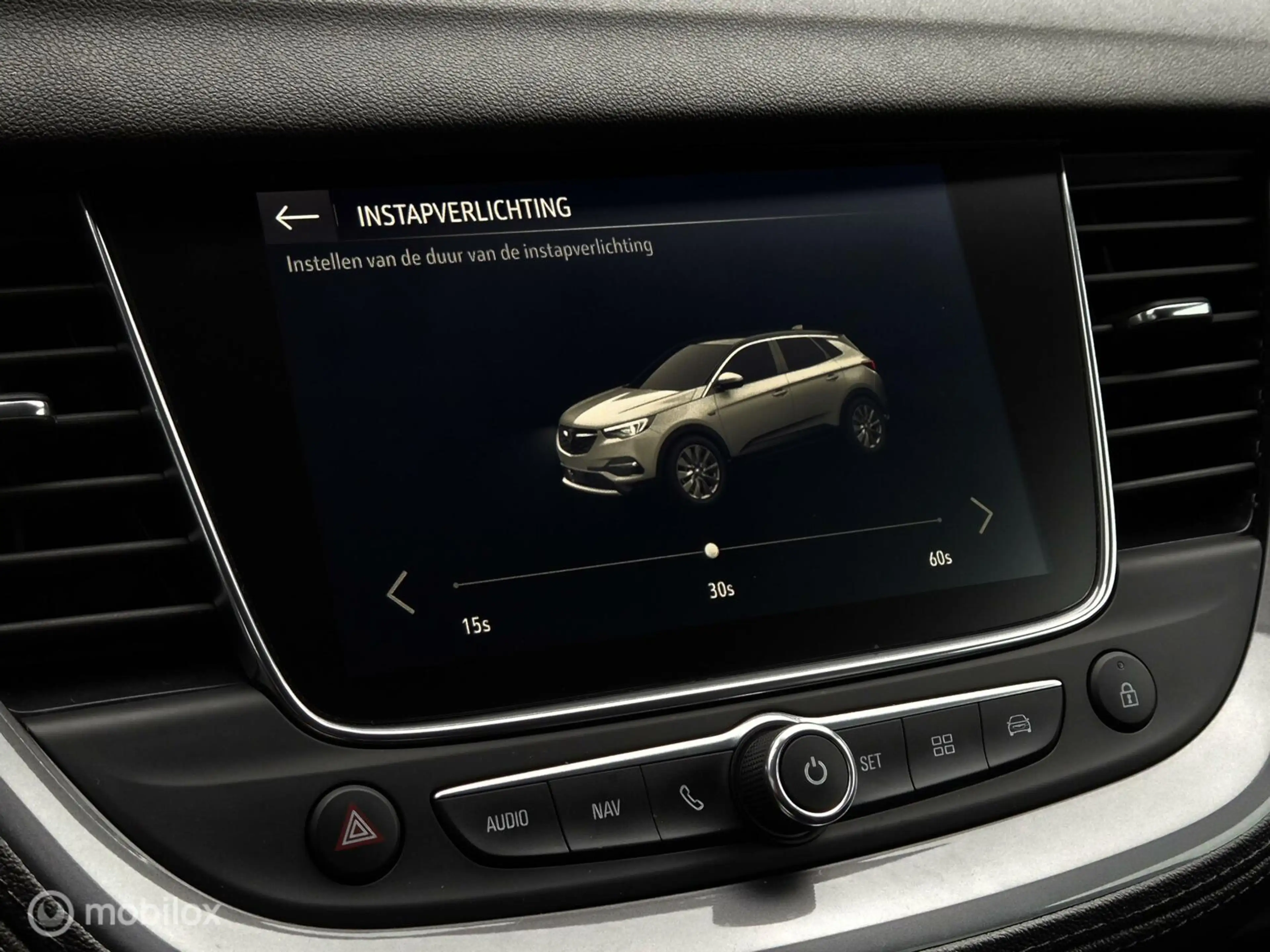 Opel Grandland X 1.2 TURBO BUSINESS +/CAMERA/LED/HALF LEDER/CARPLAY — photo 32