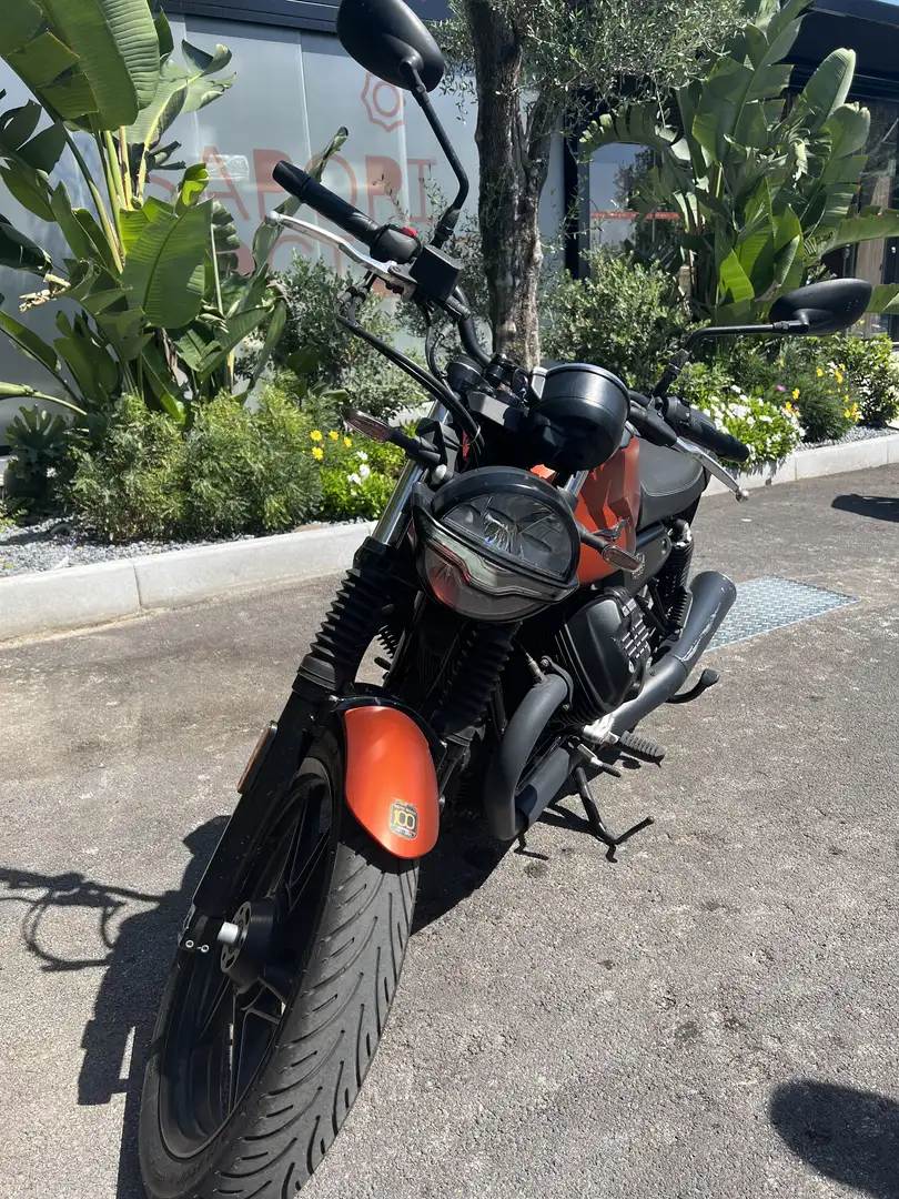 Moto Guzzi V 7 Stone - 1