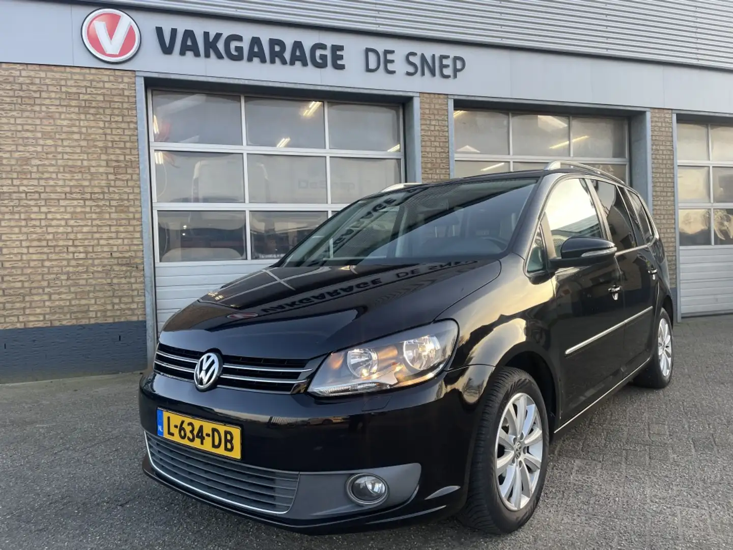 Volkswagen Touran 1.4 TSI Comfortline Noir - 1