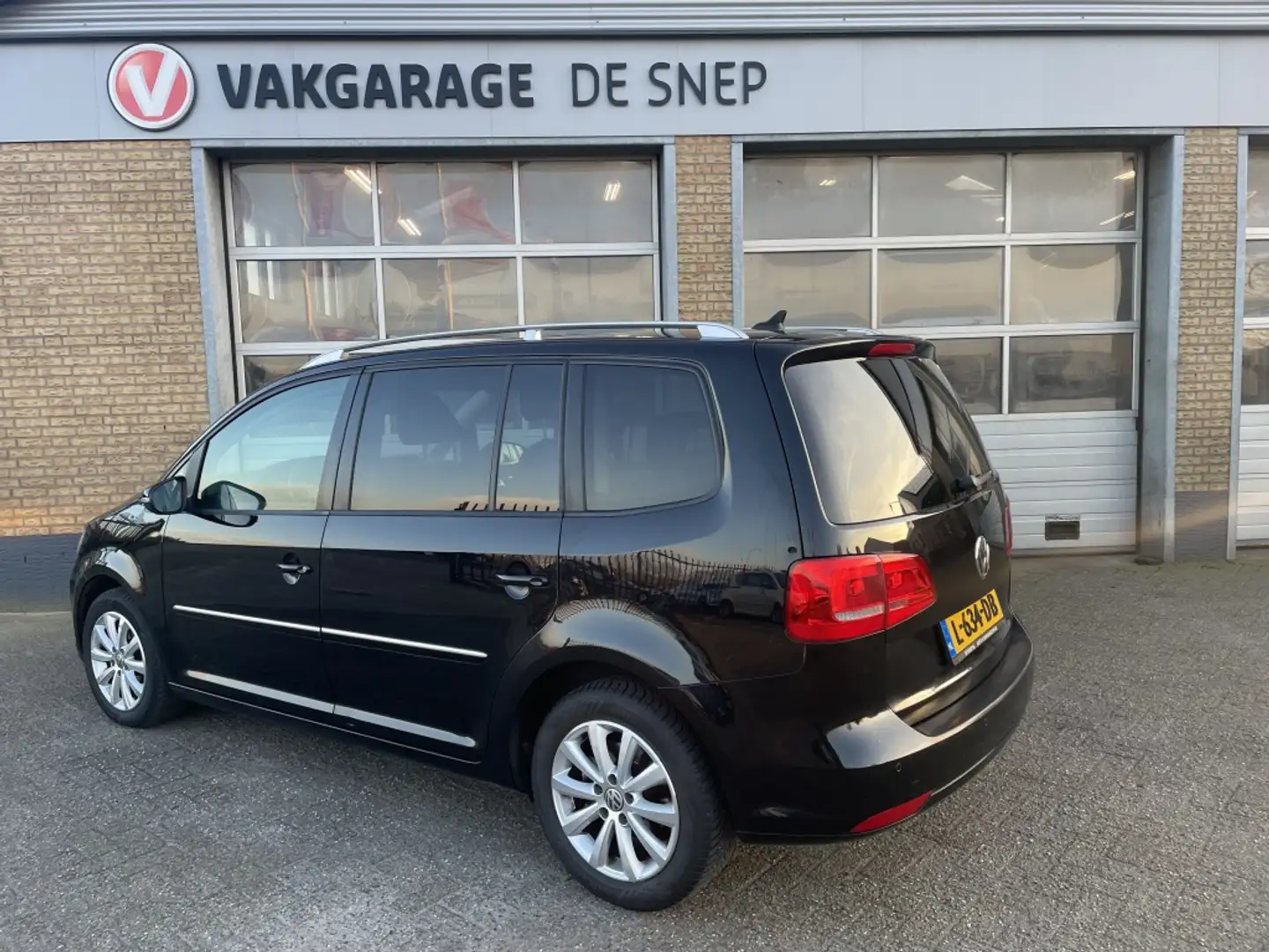 Volkswagen Touran 1.4 TSI Comfortline Noir - 2