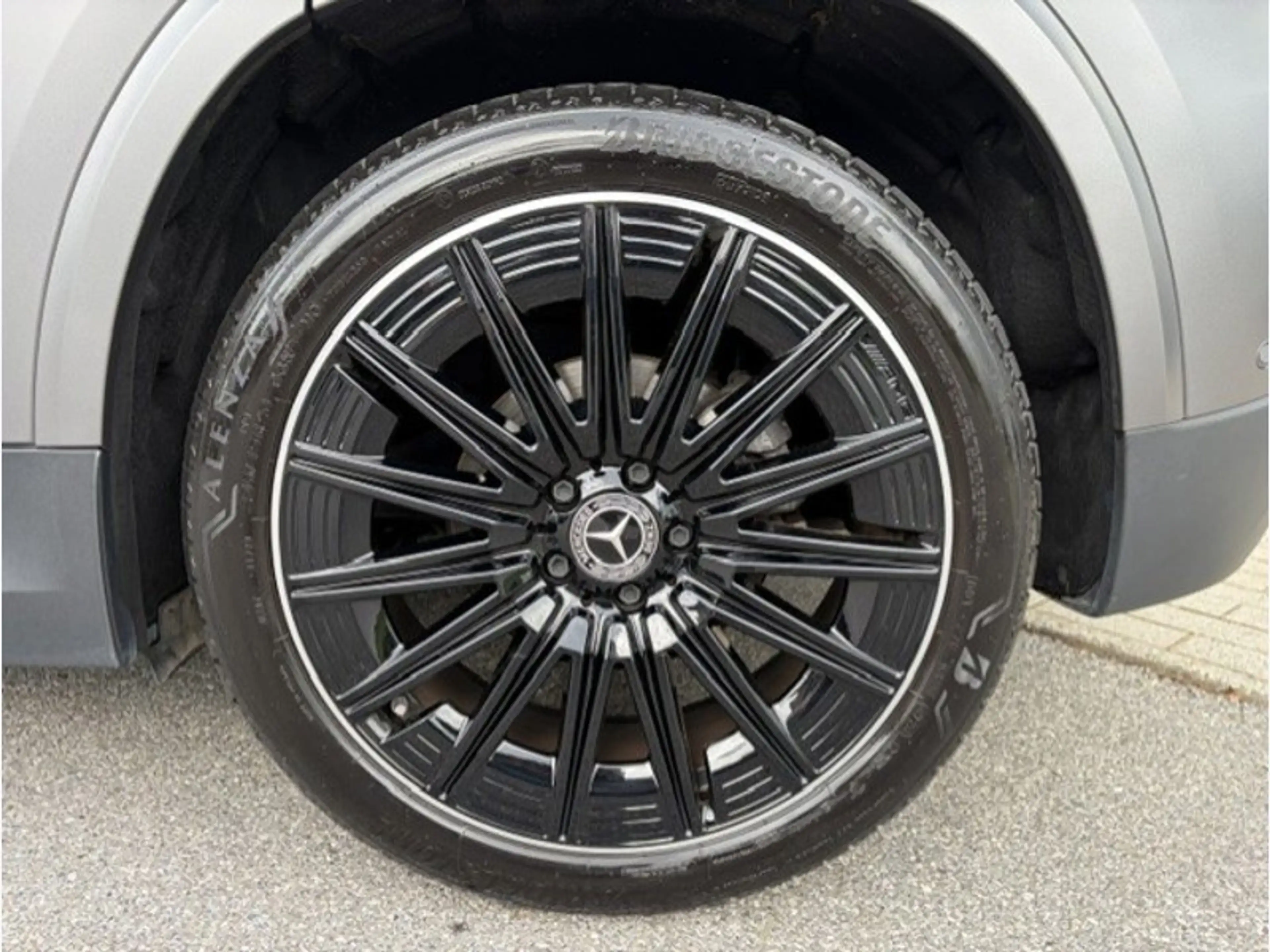 Mercedes-Benz GLA 180 d AMG PAck Night Pano Attelage — photo 6