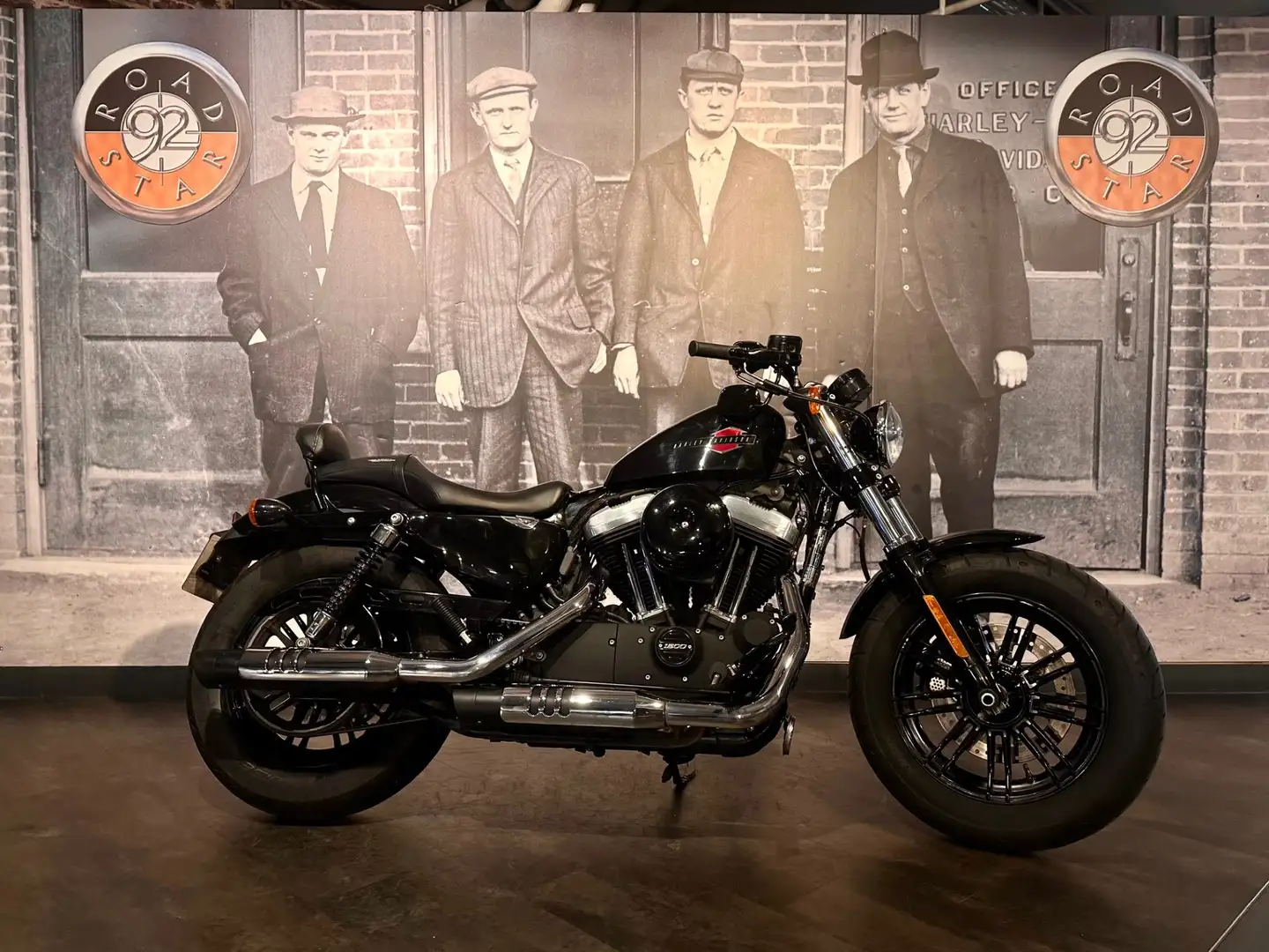 Harley-Davidson Sportster Forty Eight Noir - 1