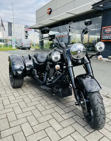 Harley-Davidson Freewheeler - foto 3