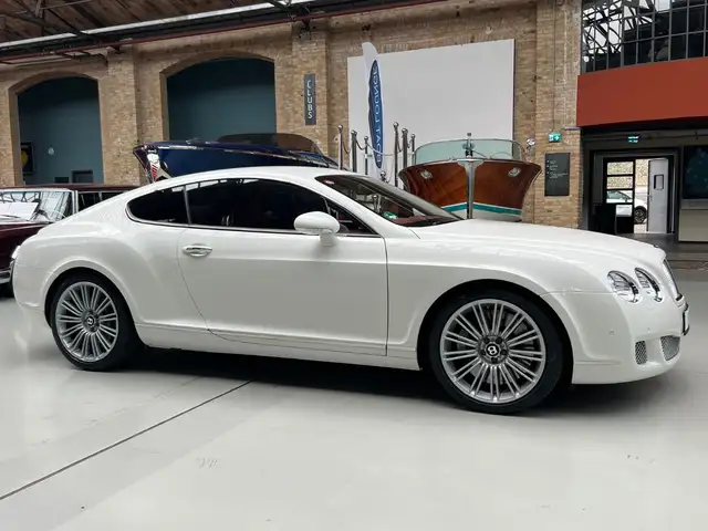 Bentley Continental GT Speed / wenig KM / Mulliner