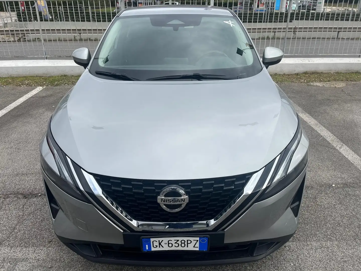 Nissan Qashqai Qashqai III 1.3 mhev Acenta 2wd 140cv Gris - 2