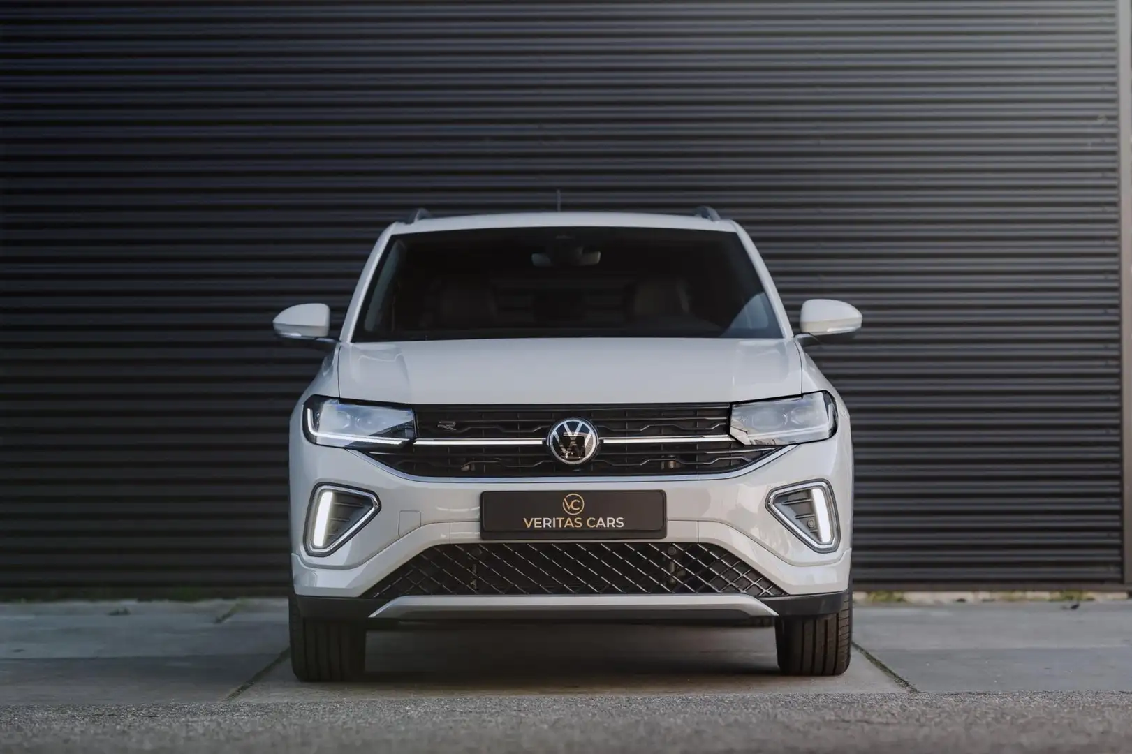 Volkswagen T-Cross 1.0 TSI R-Line 116PK DSG|3x R-line|NAV|Full Led|Vi Gris - 2