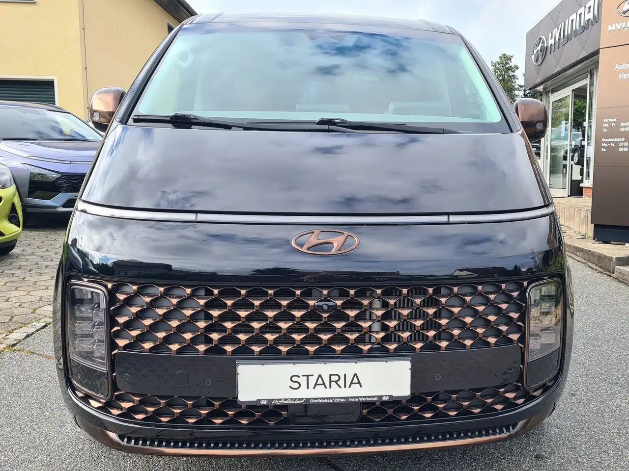 Hyundai STARIA 2.2 CRDi Automatik 4WD Signature 3