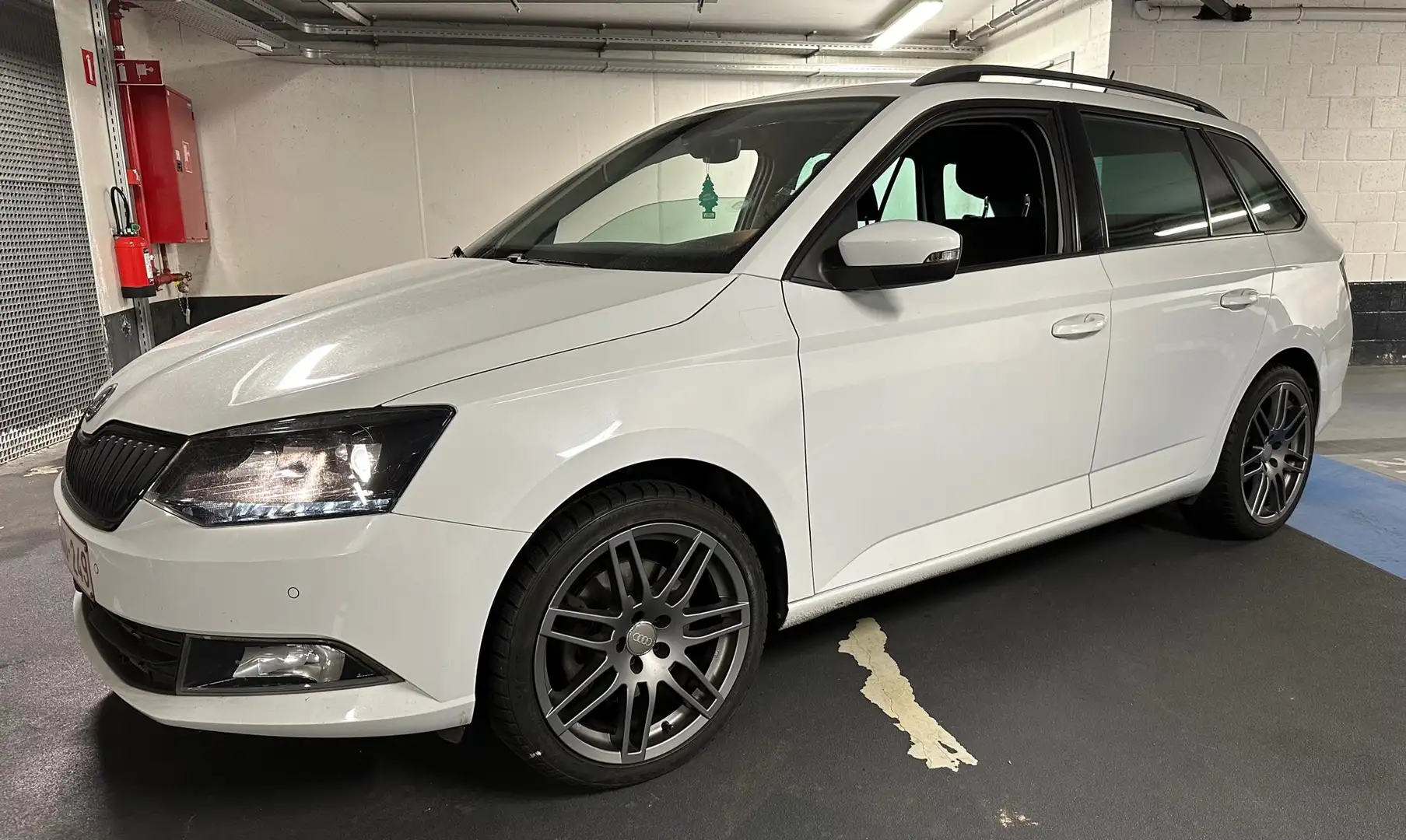 Skoda Fabia Combi 1.2 TSI DSG7 Blanco LAATSTE AFPRIJZING!!! Blanc - 1