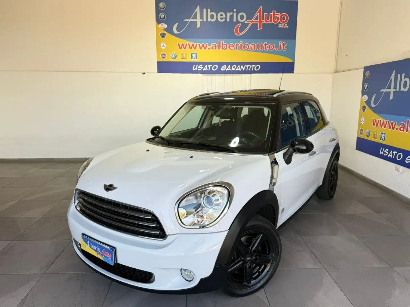 MINI Cooper D Countryman Mini + TETTO APRIBILE Bianco - 1