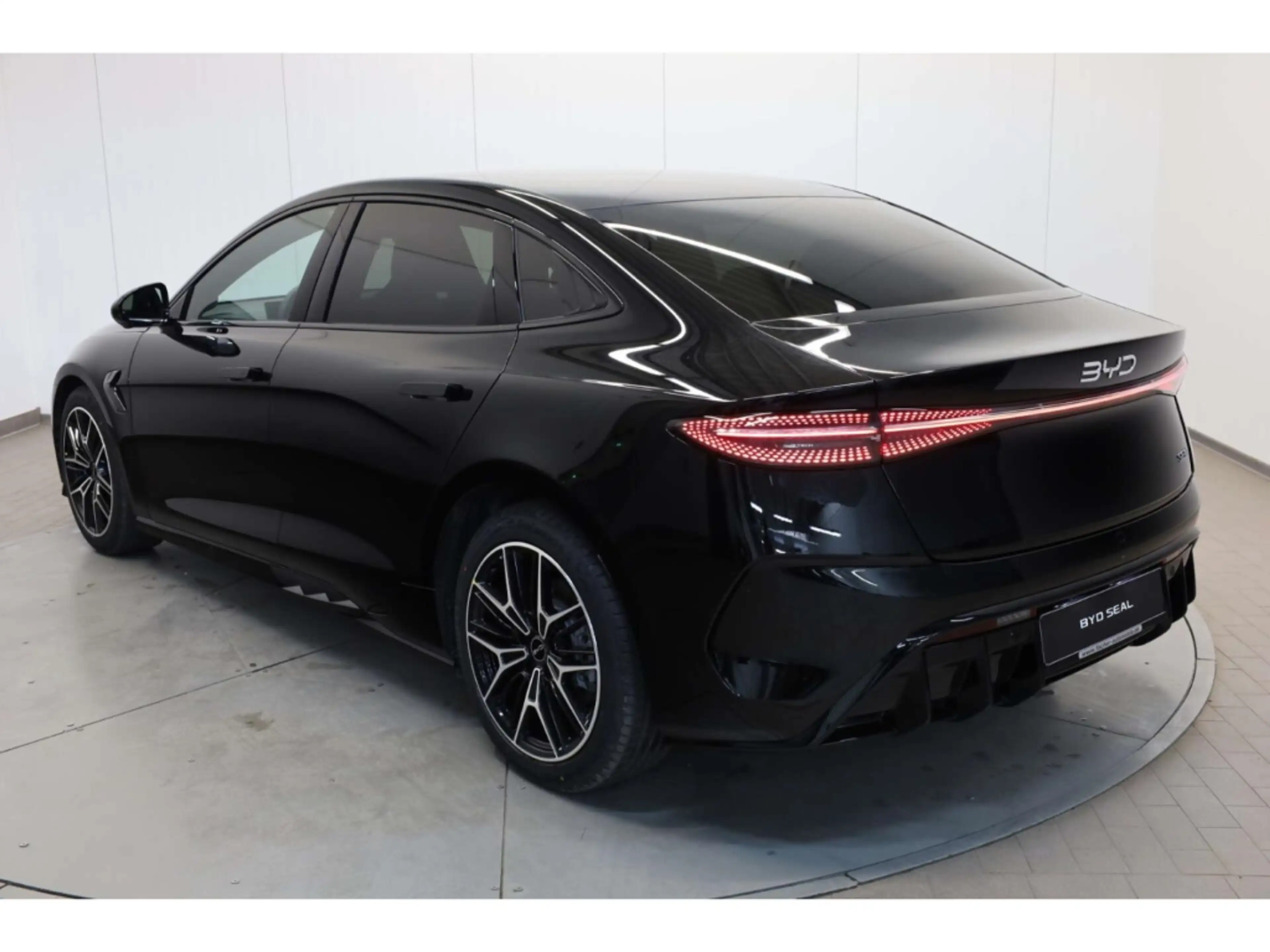 BYD Seal 2026 Design — photo 4