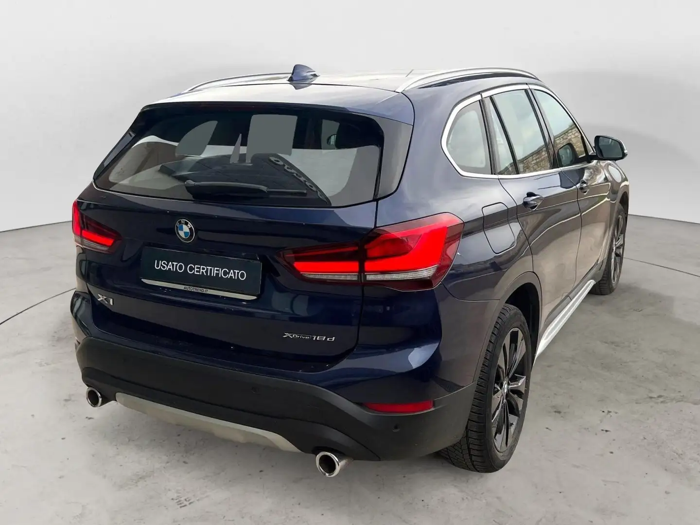 BMW X1 xDrive18d 150 CV LED xLine Blau - 2