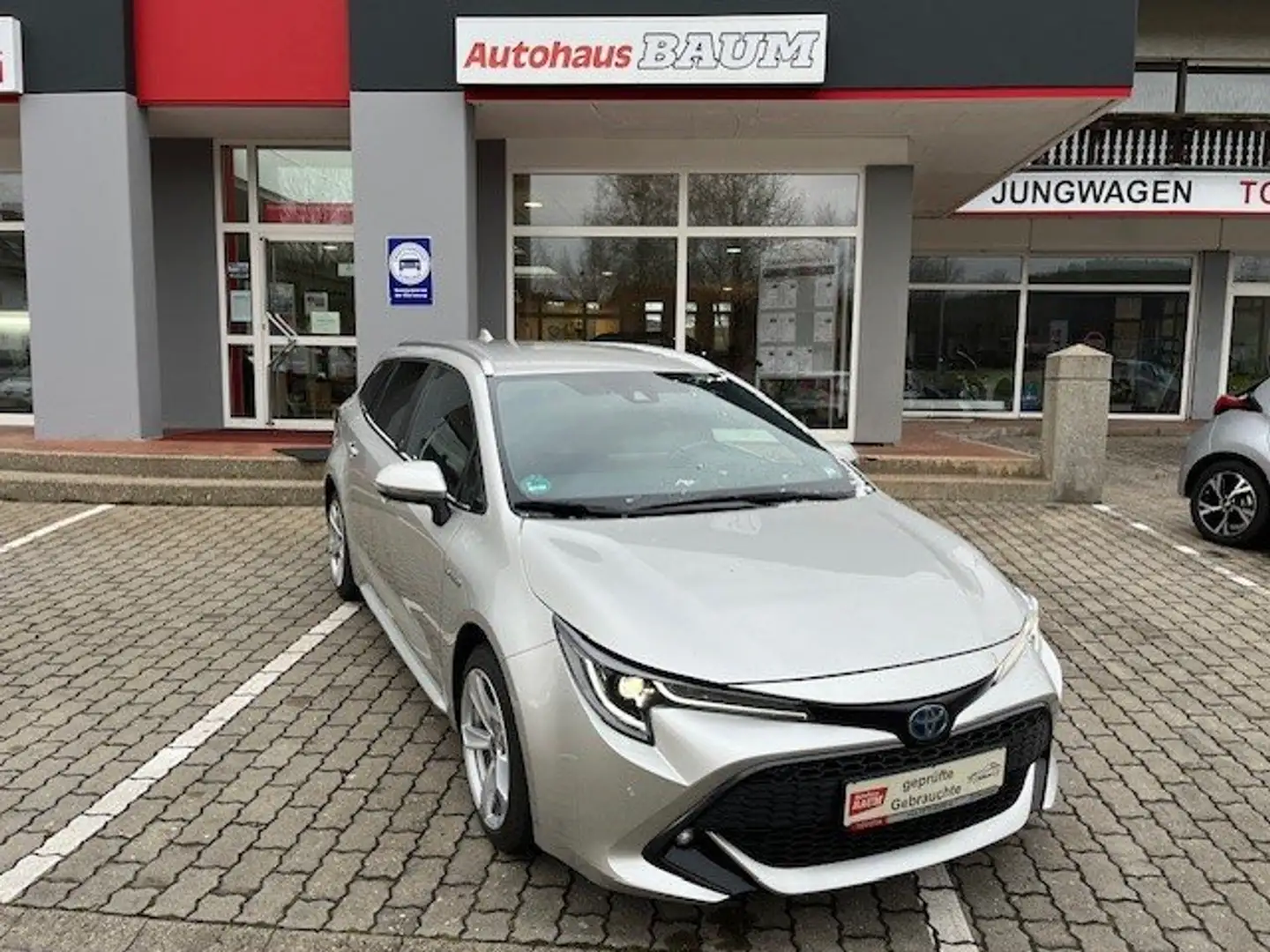 Toyota Corolla 2,0 TS HV "Team D", AHK, SHZ, TWW, Lenkrad bzb Silber - 2