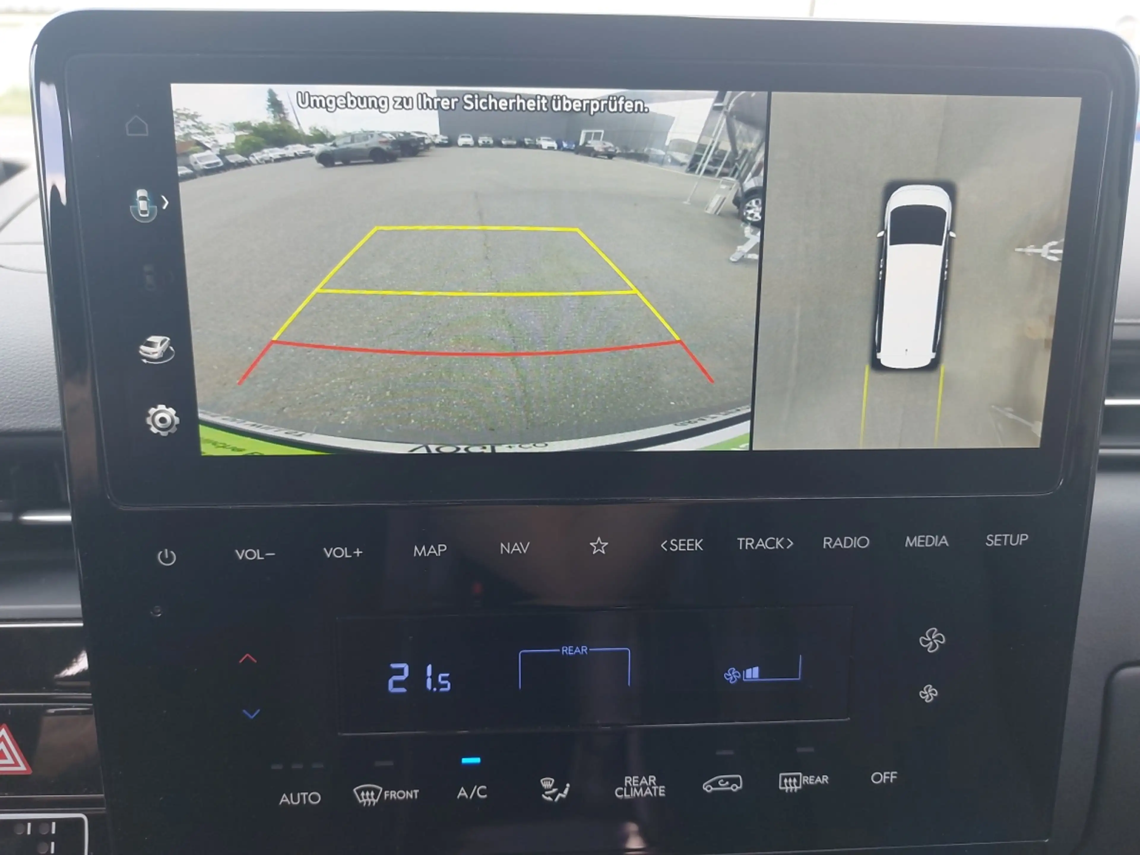 Hyundai STARIA Bus Luxury Line 2.2 CRDi 4WD AT 130Kw 177PS — photo 15
