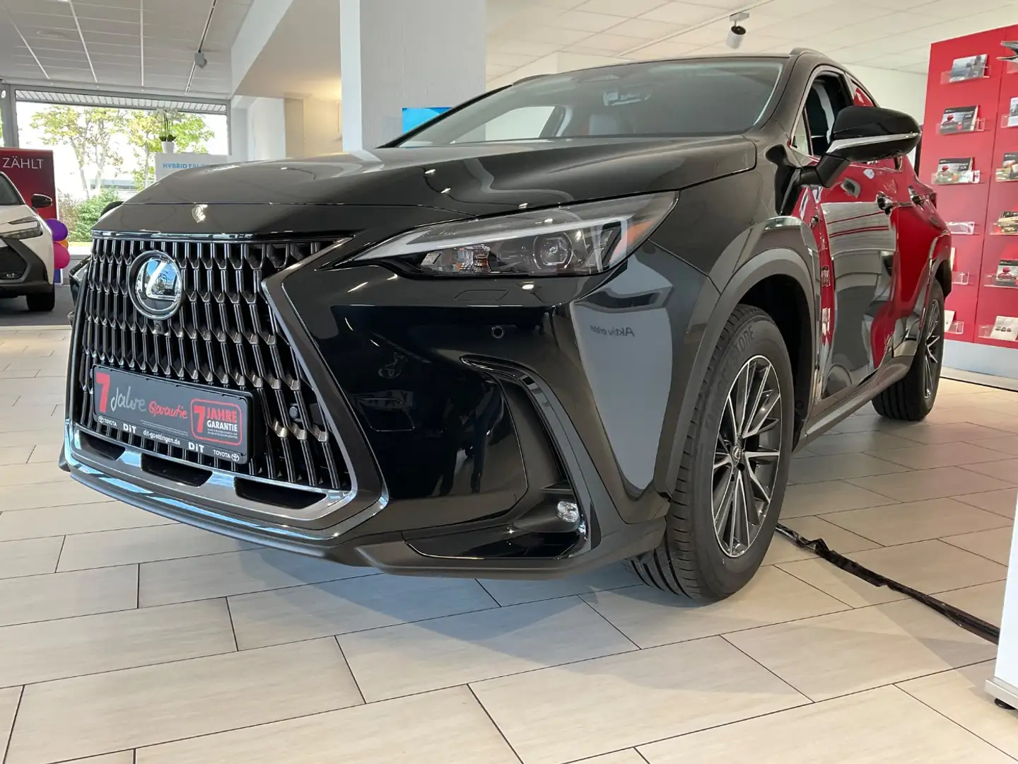 Lexus NX 350h NX 350 h 350h Executive Line ACC+LED+SHZ+KlimaA Zwart - 2