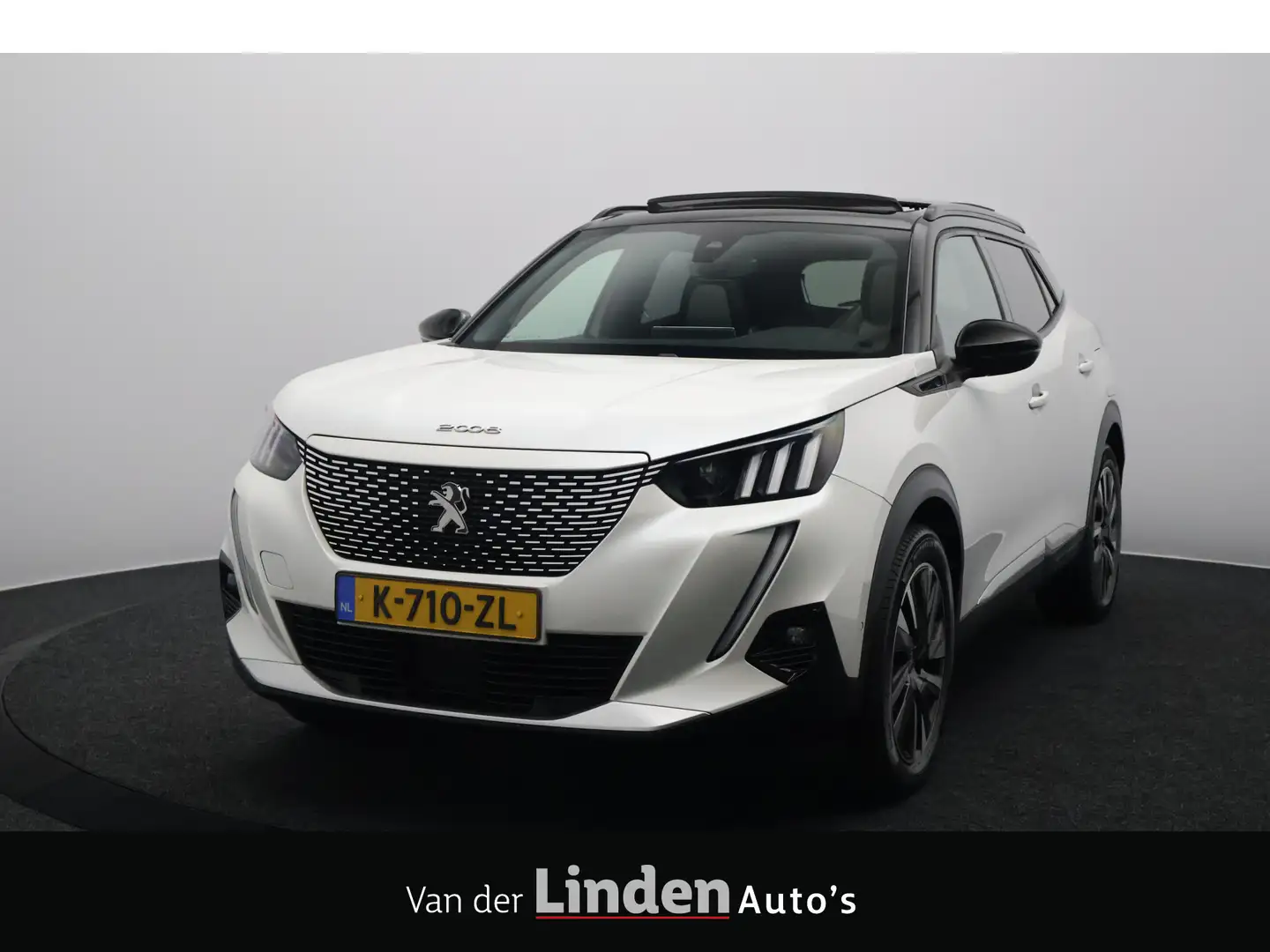 Peugeot e-2008 EV GT Pack 50 kWh 3 Fase SOH 91.5% | Panoramadak | Blanc - 1